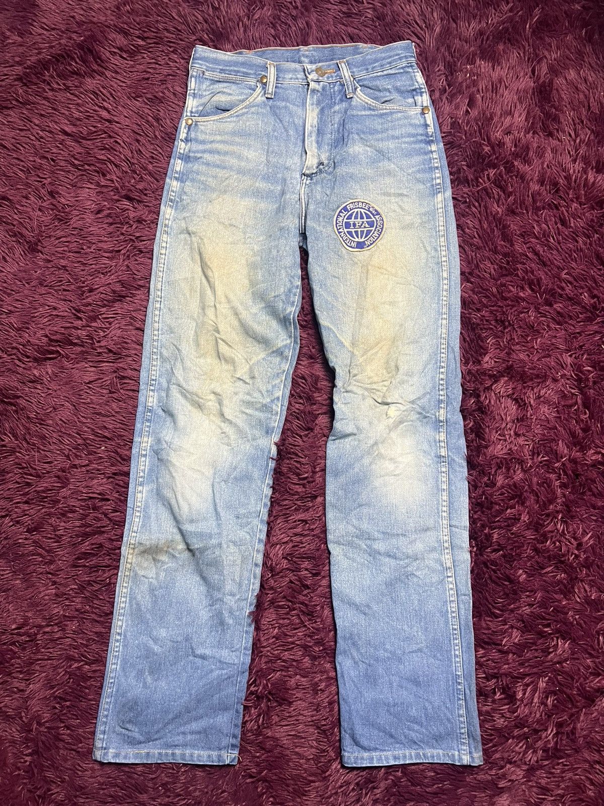 Wrangler Wrangler VTG70s Distressed Denim IFA Frisbee Promo Patch(47) Size US 29 - 1 Thumbnail