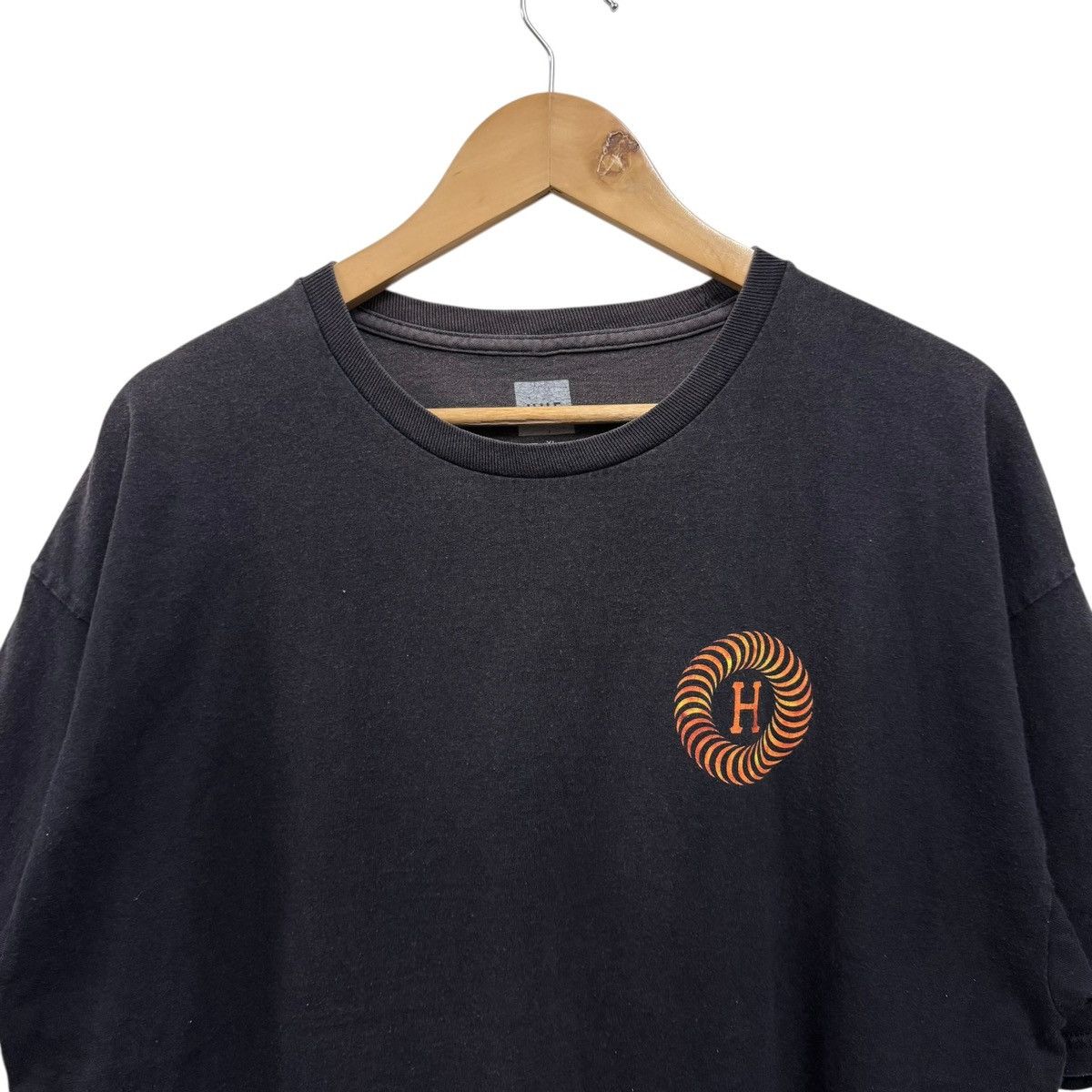Huf Huf X Spitfire Tshirt Size US XL / EU 56 / 4 - 4 Thumbnail