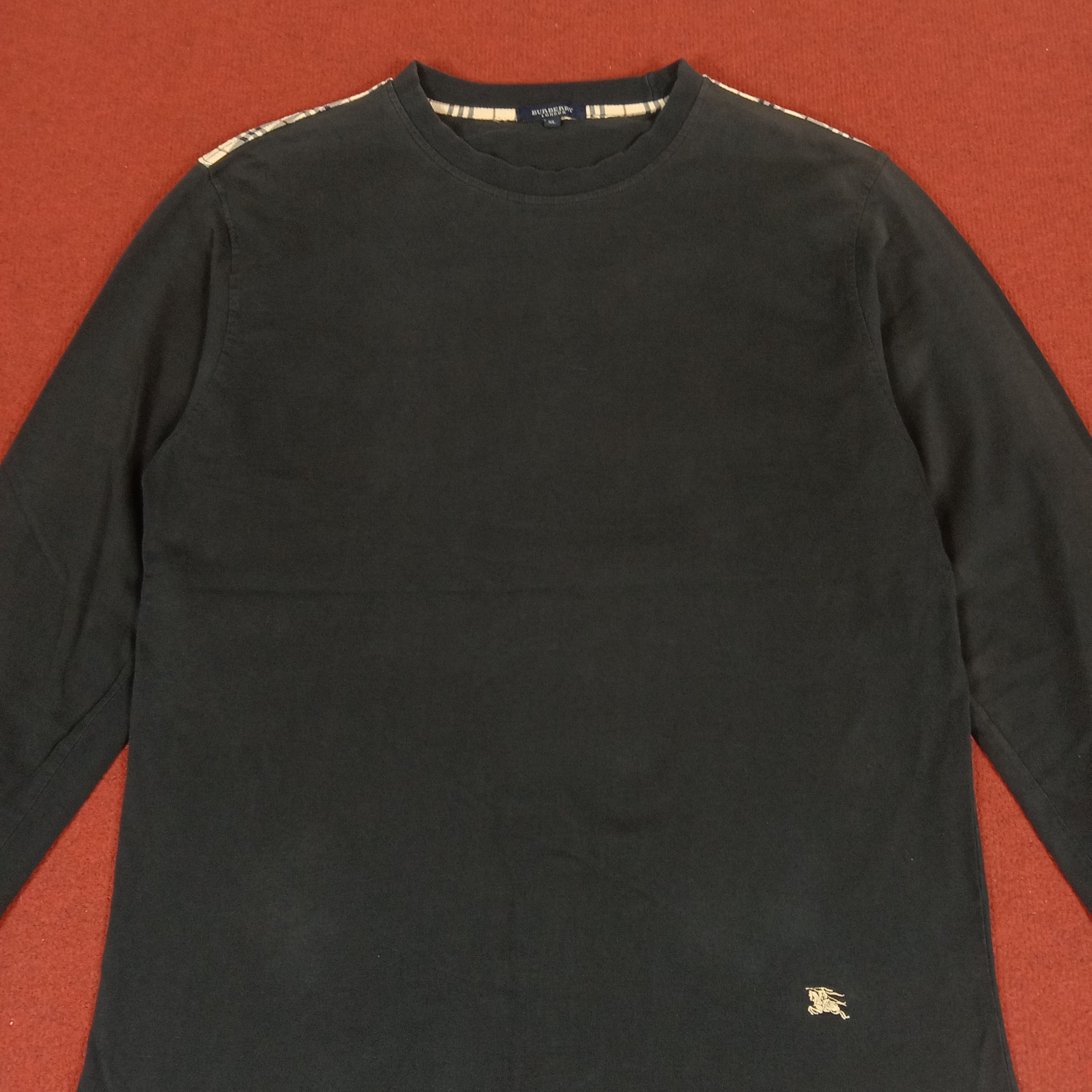 Burberry Burberry London Small Logo Nova Check Design Tshirt Size US L / EU 52-54 / 3 - 4 Thumbnail