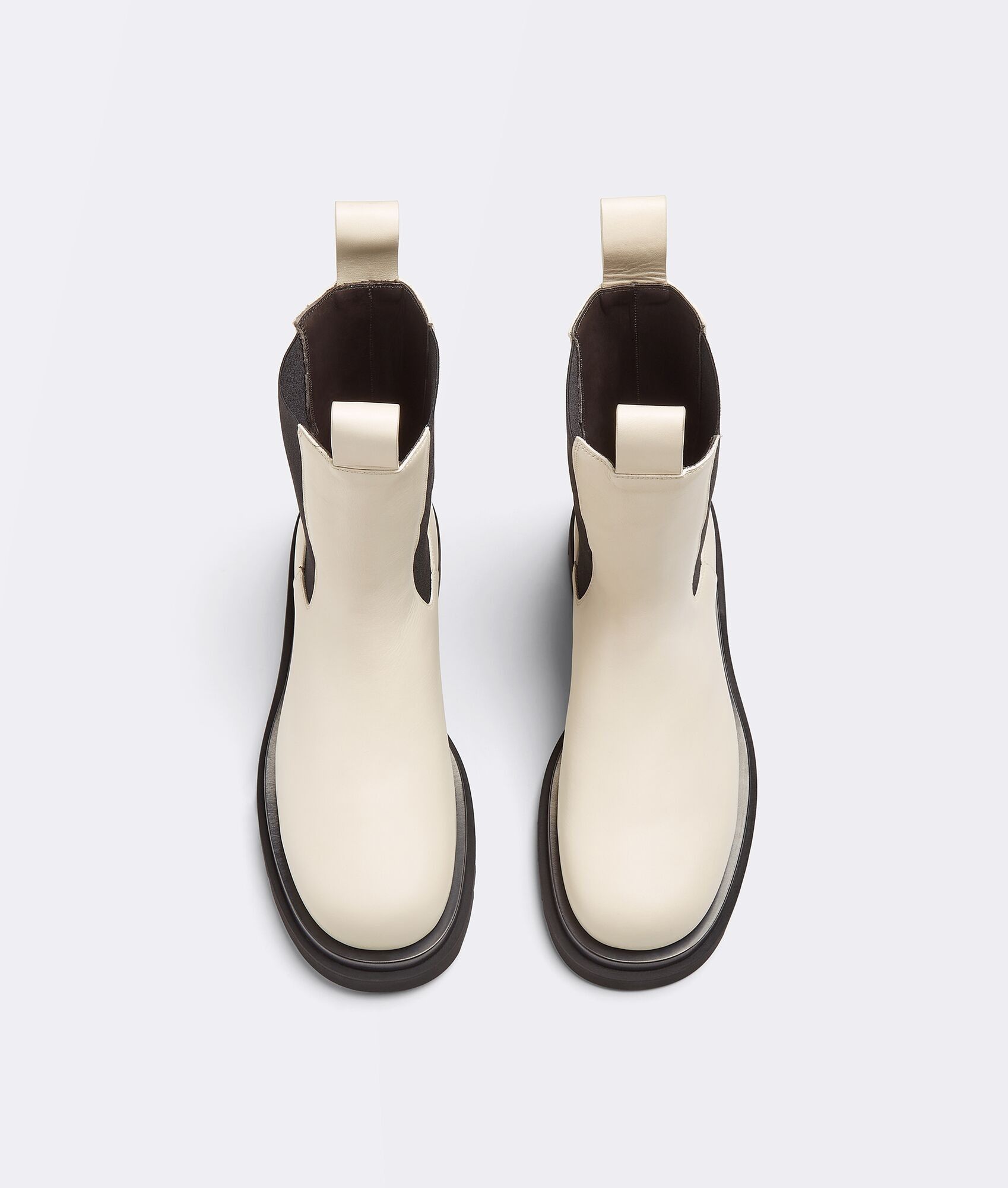 Bottega Veneta o1s1rm0925 Lug Chelsea Boots in Sea Salt Size US 9 / IT 39 - 4 Thumbnail