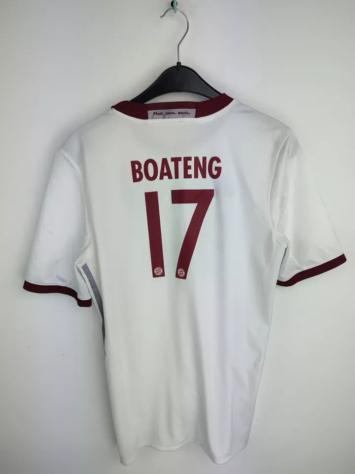 Adidas 2016-17 FC Bayern Munich third #17 Boateng FOOTBALL Kit Size US XL / EU 56 / 4 - 15 Thumbnail