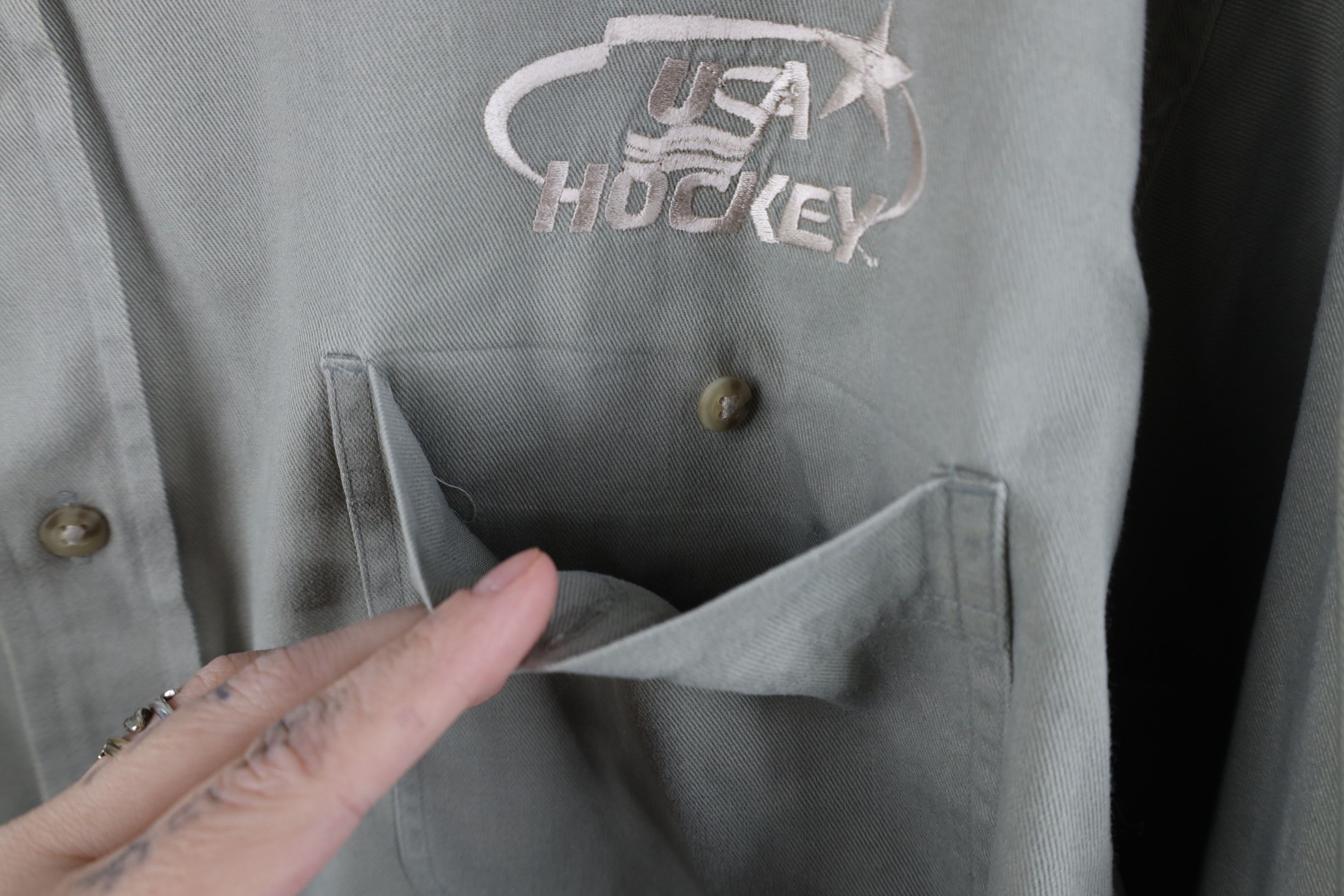 Vintage Vintage 90s Team USA Hockey Button Down Shirt Green Size US L / EU 52-54 / 3 - 5 Thumbnail