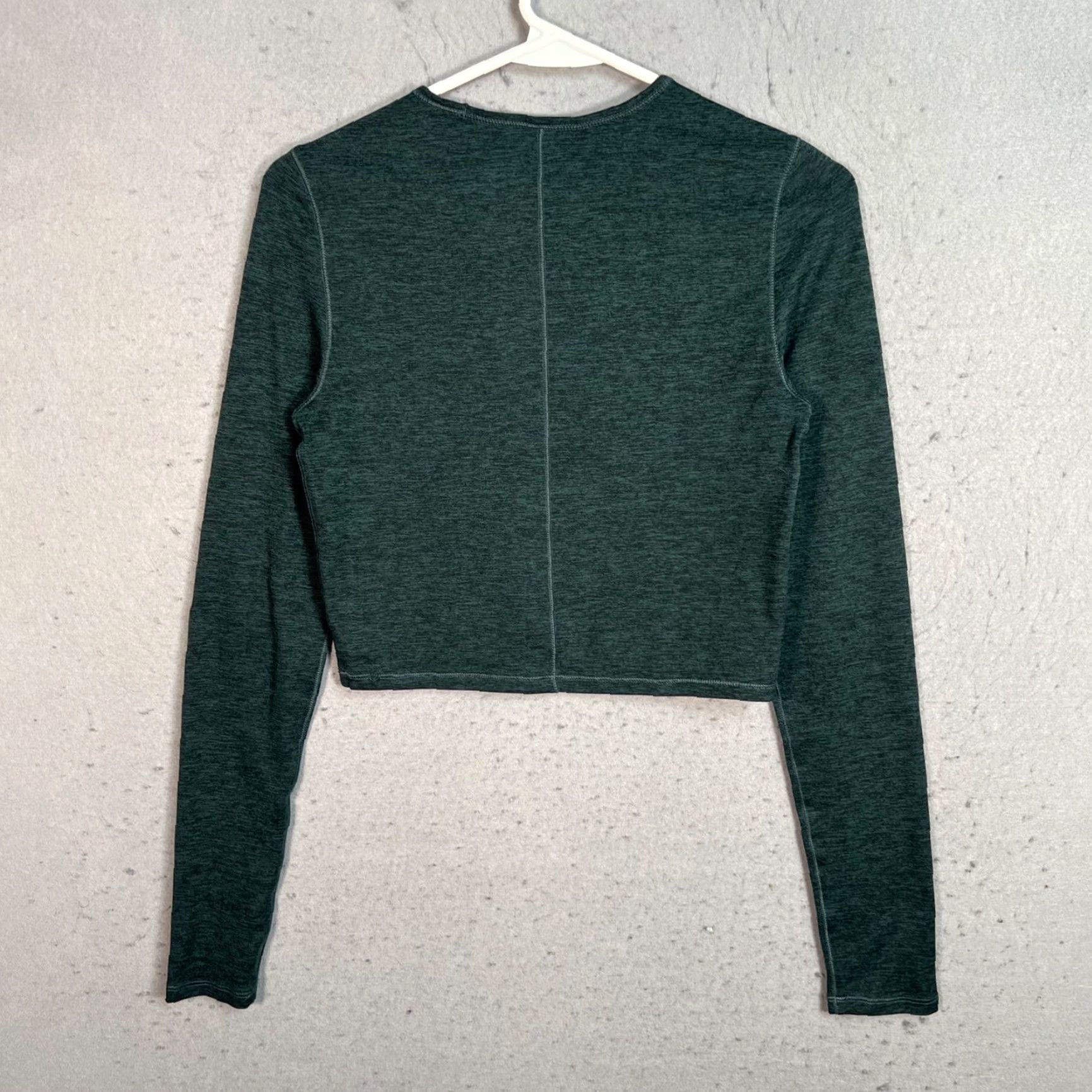 Girlfriend Collective Girlfriend Collective Top Adult Womens XS Green Long Sleeve Crop Recycled Polyester Blend Size XS / US 0-2 / IT 36-38 - 2 Thumbnail