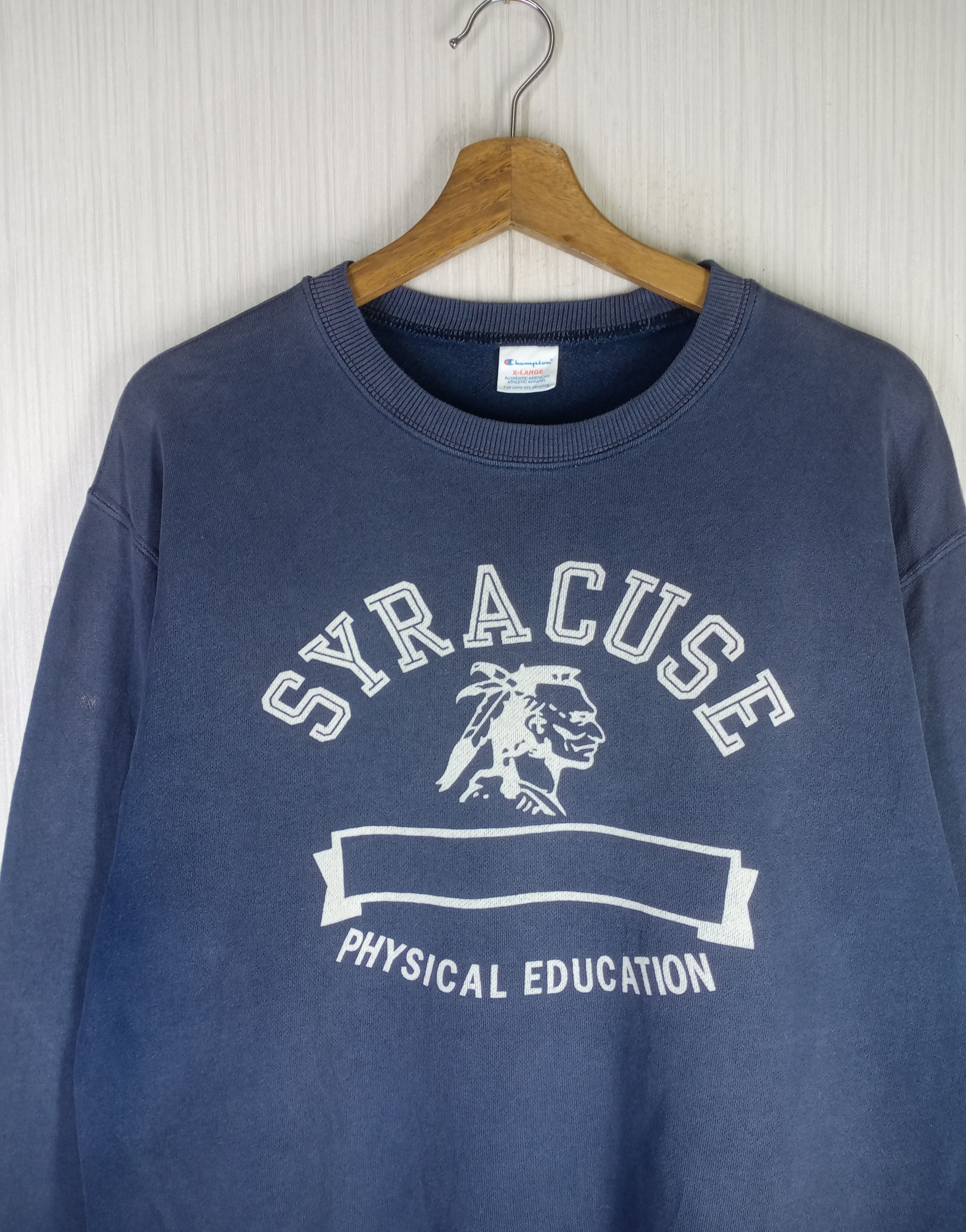 Champion Rare Vintage Syracuse Physical Education Sweatshirt Size US XL / EU 56 / 4 - 2 Thumbnail