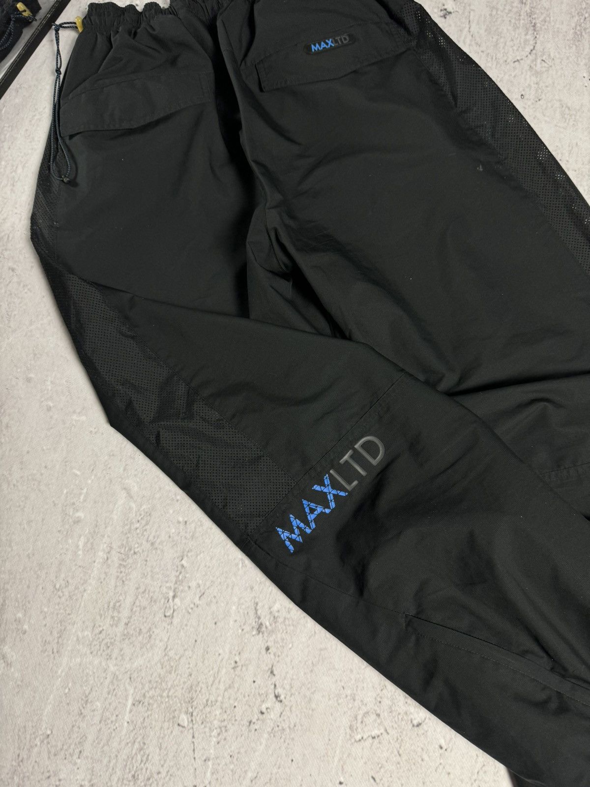 00s Nike Vintage Nylon Joggers Airmax Pants Baggy Y2K