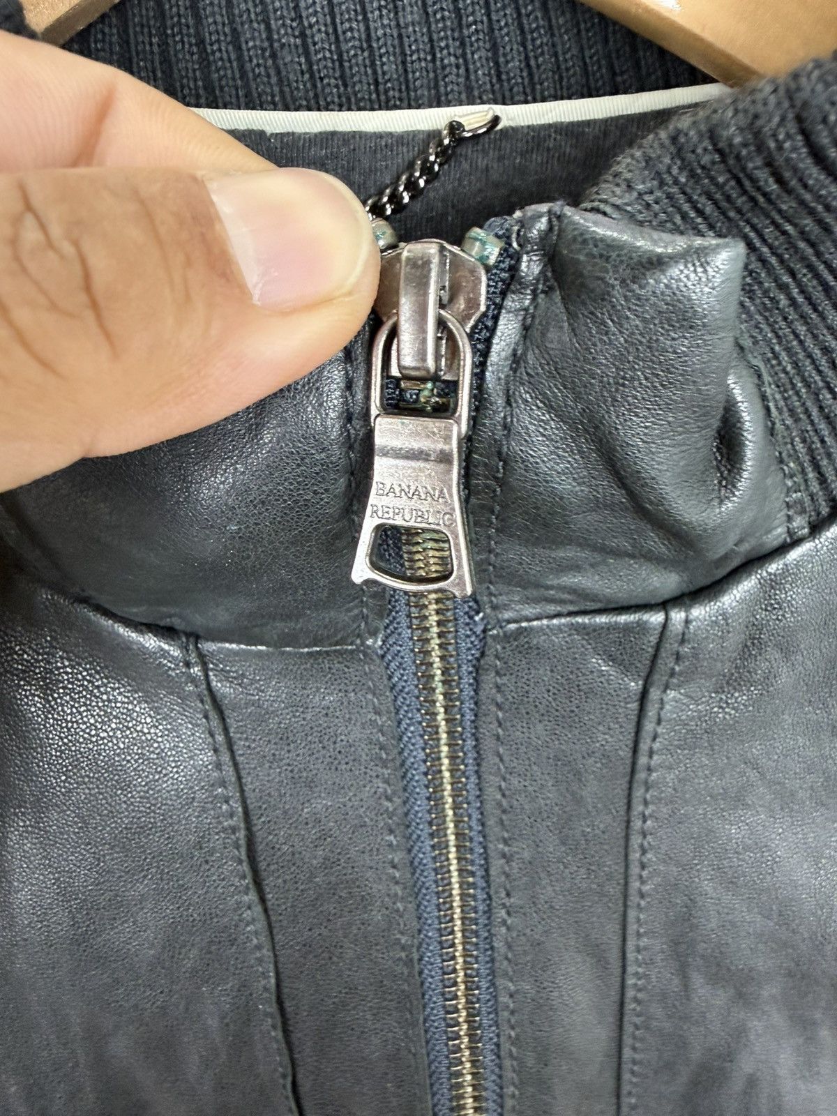 Banana Republic Banana Republic Lambskin Leather Bomber Jacket Size S / US 4 / IT 40 - 5 Thumbnail