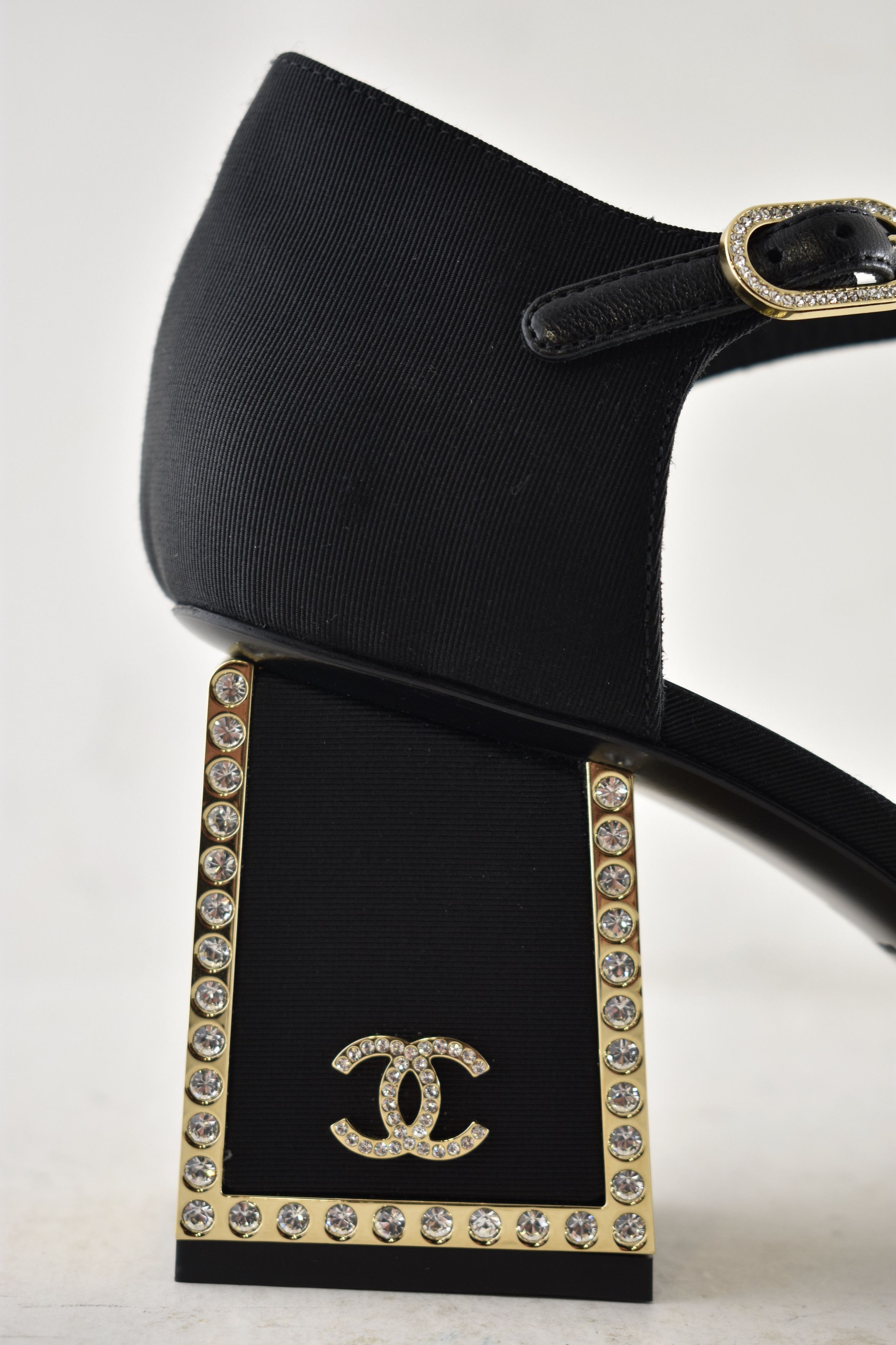Chanel Chanel 24B Crystal Logo Gold Ankle Strap Block Heel Pump 40 Size US 10 / IT 40 - 4 Thumbnail