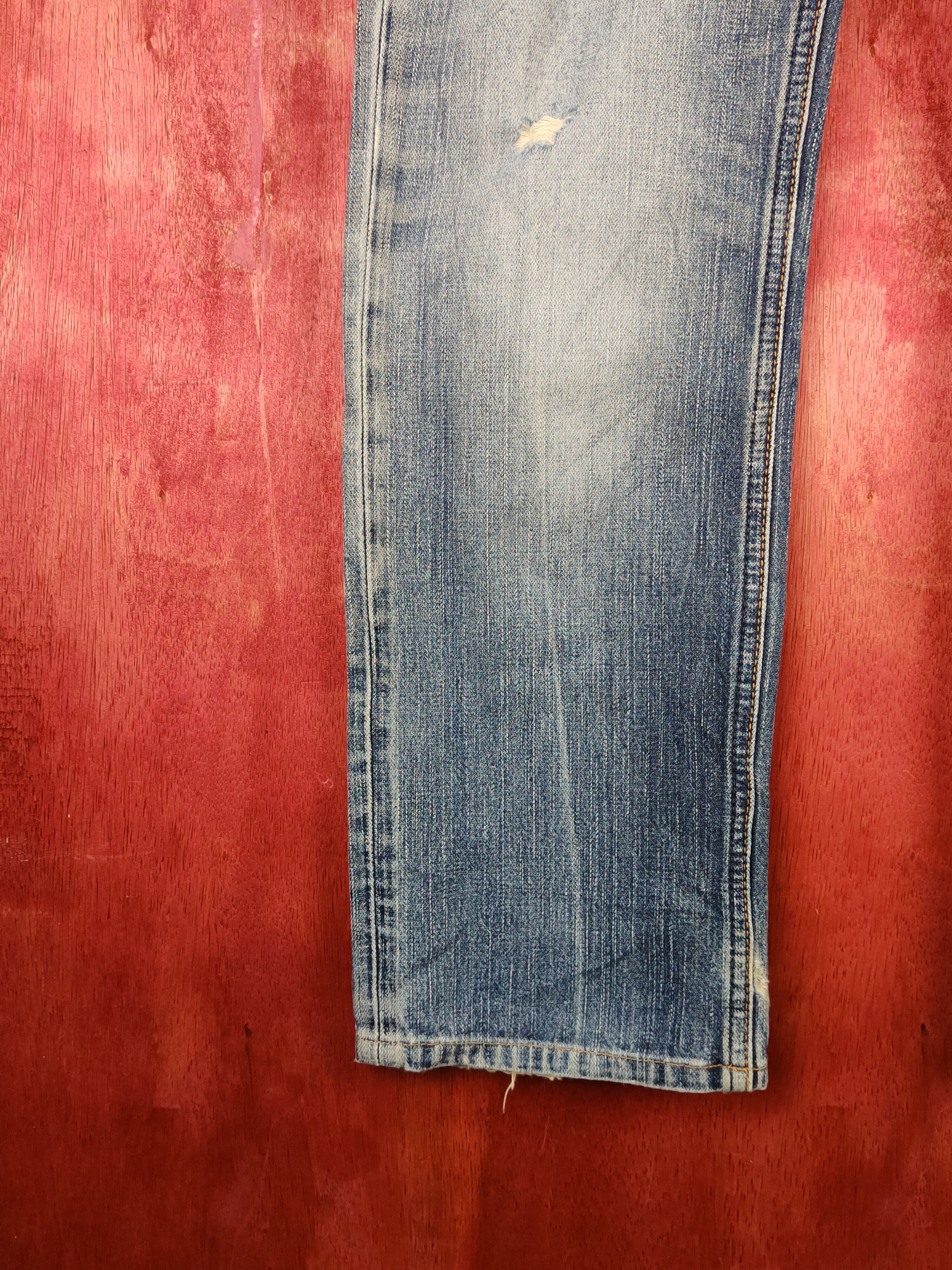 Vintage Wrangler Blue Faded Distressed Ripped Jeans #S1702 Size US 32 / EU 48 - 4 Thumbnail