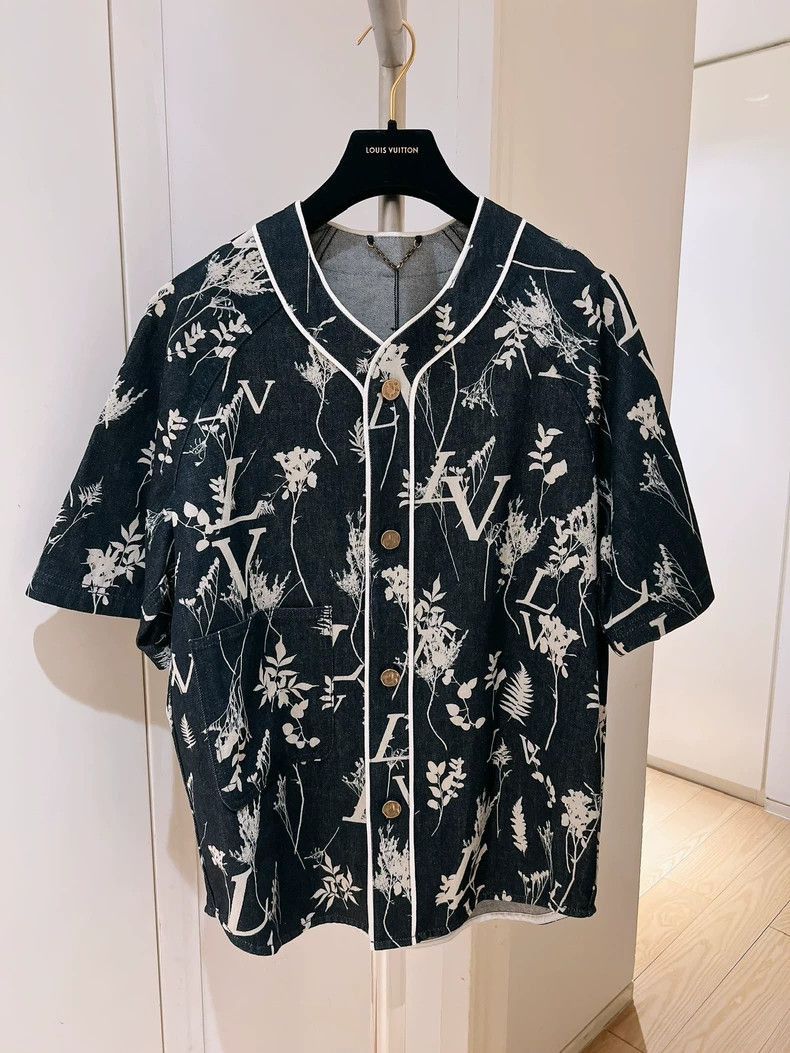 Louis Vuitton Louis Vuitton Denim Baseball Jacket Size S-dmc Size US S / EU 44-46 / 1 - 1 Thumbnail
