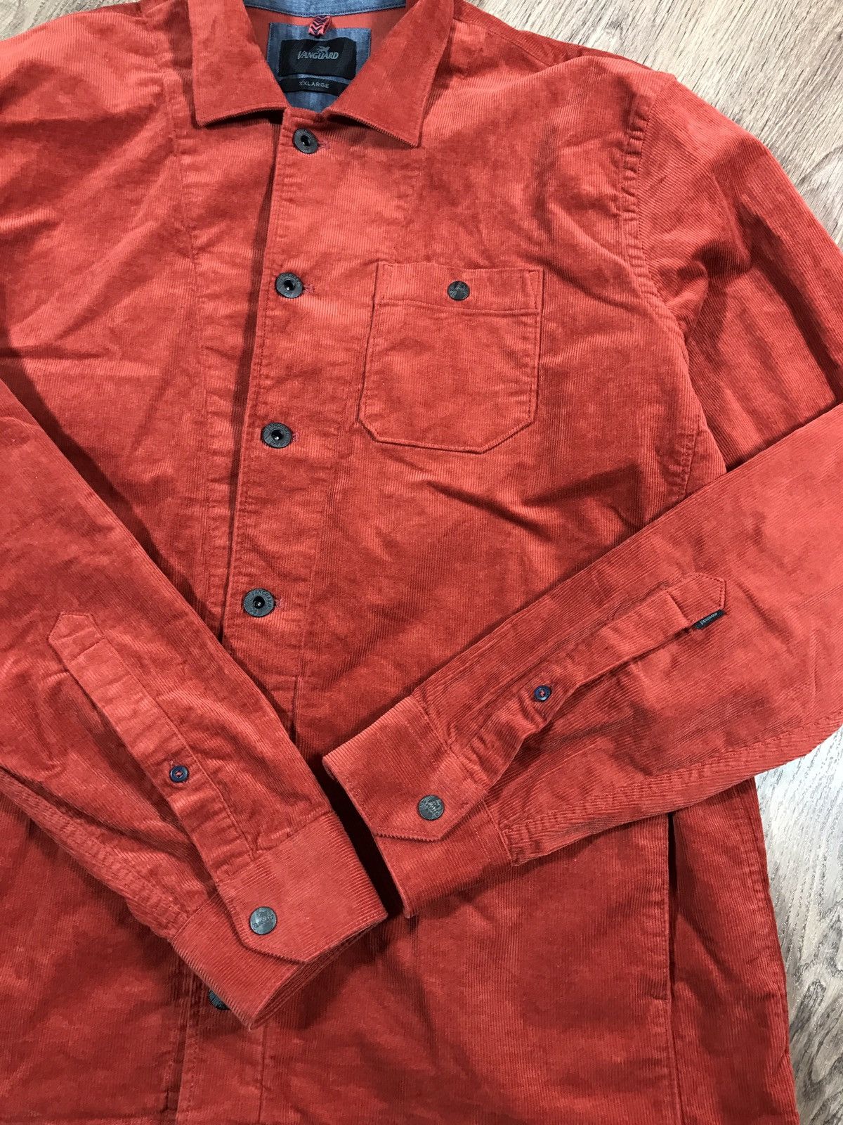 Other Venguard Velvet Shirt Button Size US XXL / EU 58 / 5 - 9 Thumbnail