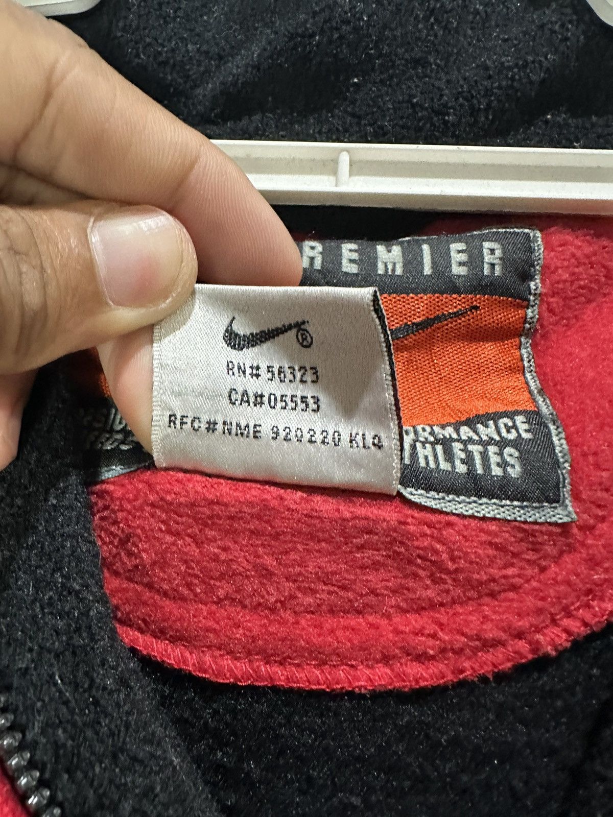 Nike × Vintage Vintage Nike Half Zipper 90s Size US L / EU 52-54 / 3 - 11 Thumbnail