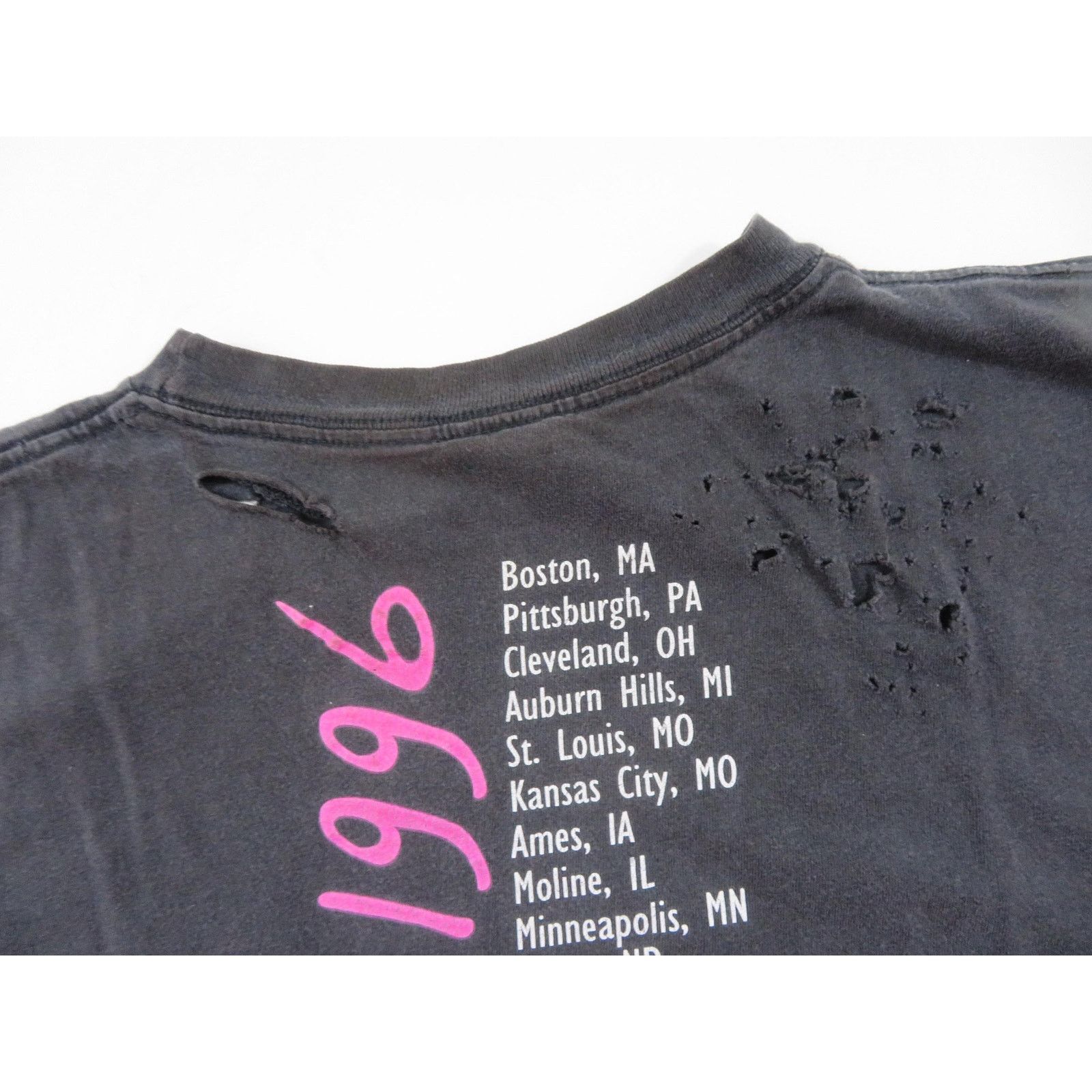 Other Neil Diamond Distressed Black Rock T-shirt Sz L 1990s Size US L / EU 52-54 / 3 - 9 Thumbnail