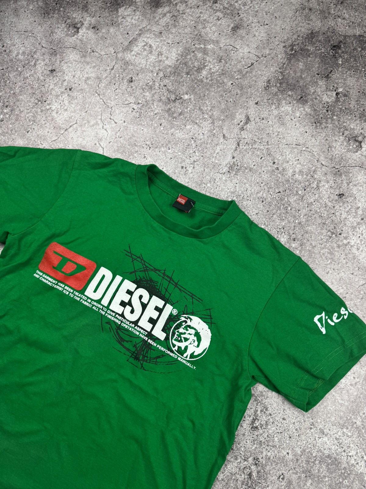 Diesel Vintage 90s Diesel Big logo t-shirt retro rare Y2K Japanesse Size US S / EU 44-46 / 1 - 2 Thumbnail