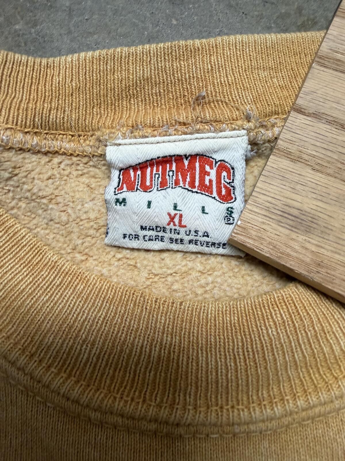 Nutmeg Vtg 90s Philadelphia Eagles Nutmeg Sweatshirt Size US XL / EU 56 / 4 - 6 Thumbnail