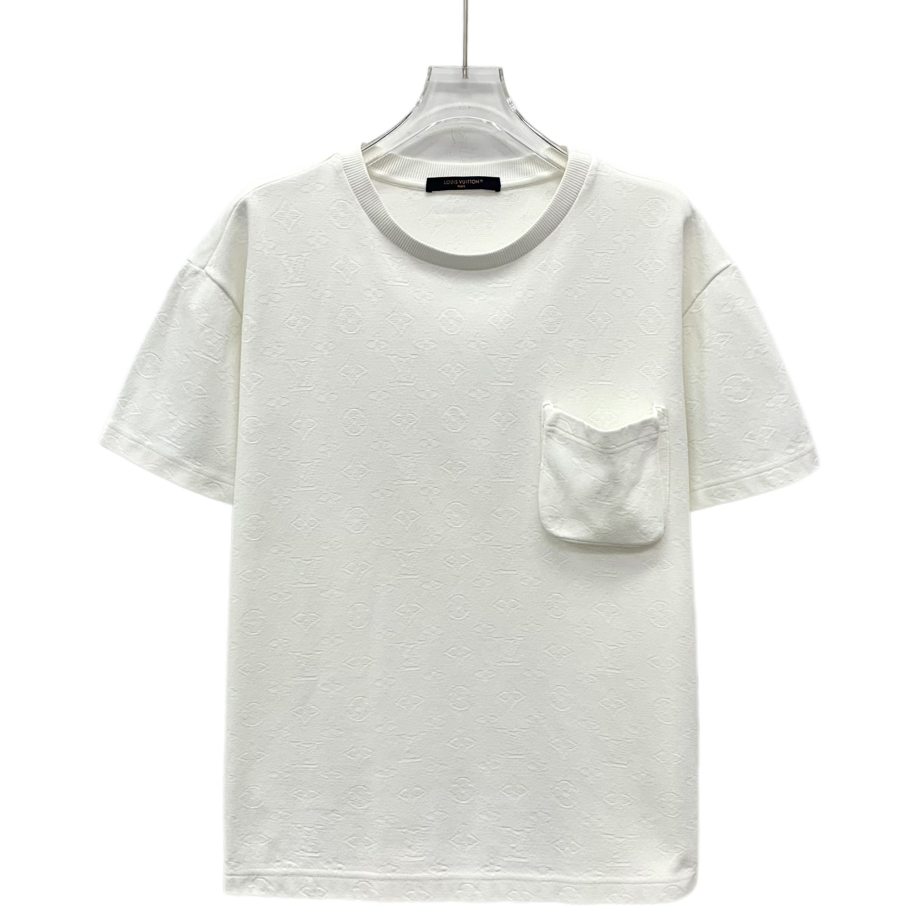 Louis Vuitton Louis Vuitton Monogram Print T-Shirt White (S) Size US S / EU 44-46 / 1 - 1 Thumbnail