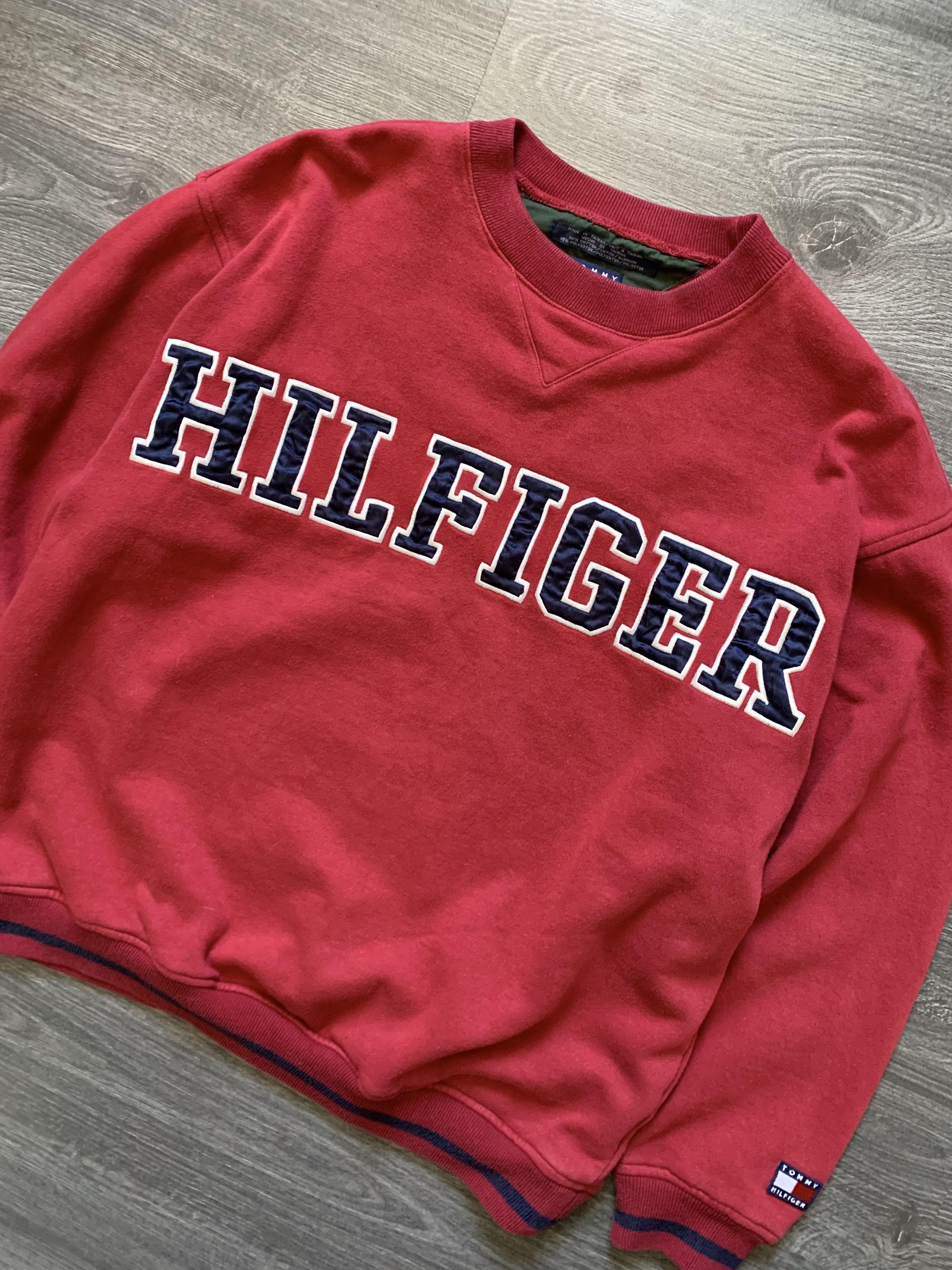 Tommy Hilfiger 90s Tommy Hilfiger Crewneck Baggy Boxy Sweatshirt Size US S / EU 44-46 / 1 - 3 Thumbnail