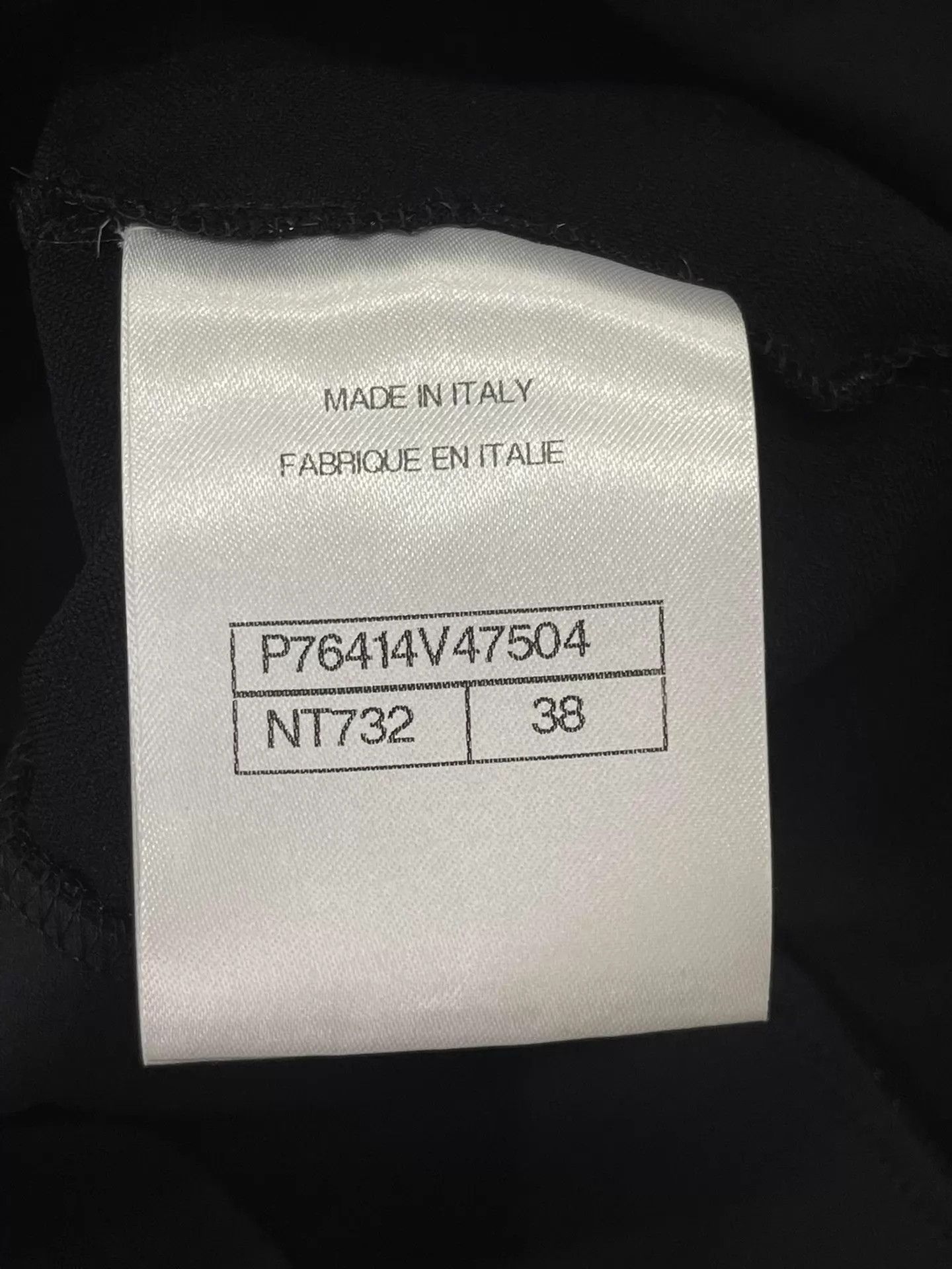 Chanel Chanel 24C Black Slim Logo Short Sleeve FR38 Size S / US 4 / IT 40 - 4 Thumbnail