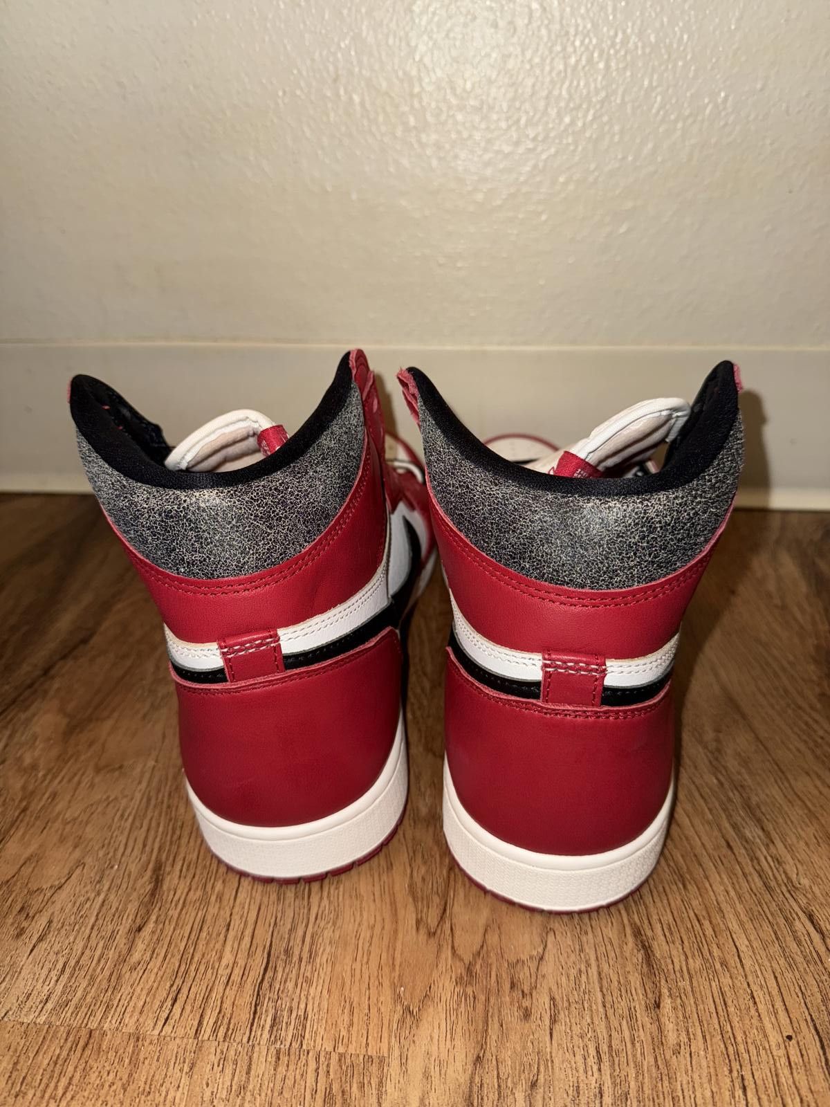 Jordan Brand Jordan 1 Retro High OG Chicago Lost And Found Size US 11.5 / EU 44-45 - 4 Thumbnail