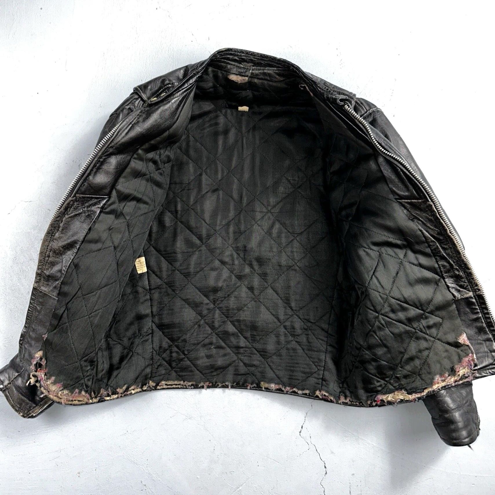 Vintage VINTAGE Motorcycle/ Biker Leather Jacket Black 38 1960s 50s 60s Cafe Racer Vintage 38 Mens Womens Boys Girls Size US XXS / EU 40 - 7 Thumbnail