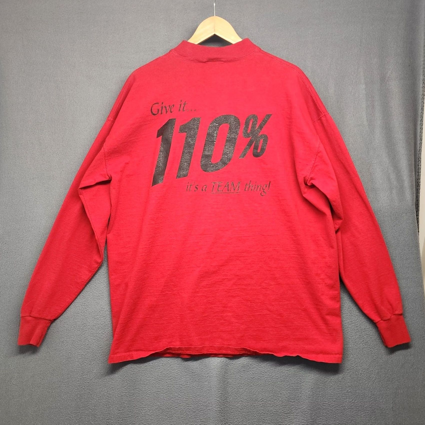 Russell Athletic VINTAGE University of Pennsylvania Quaker Basketball Russell Athletic Shirt Mens XL Red Long Sleeve Crew Neck Mens XL Red Russell Athletic T-Shirt 80s Size US XL / EU 56 / 4 - 2 Thumbnail