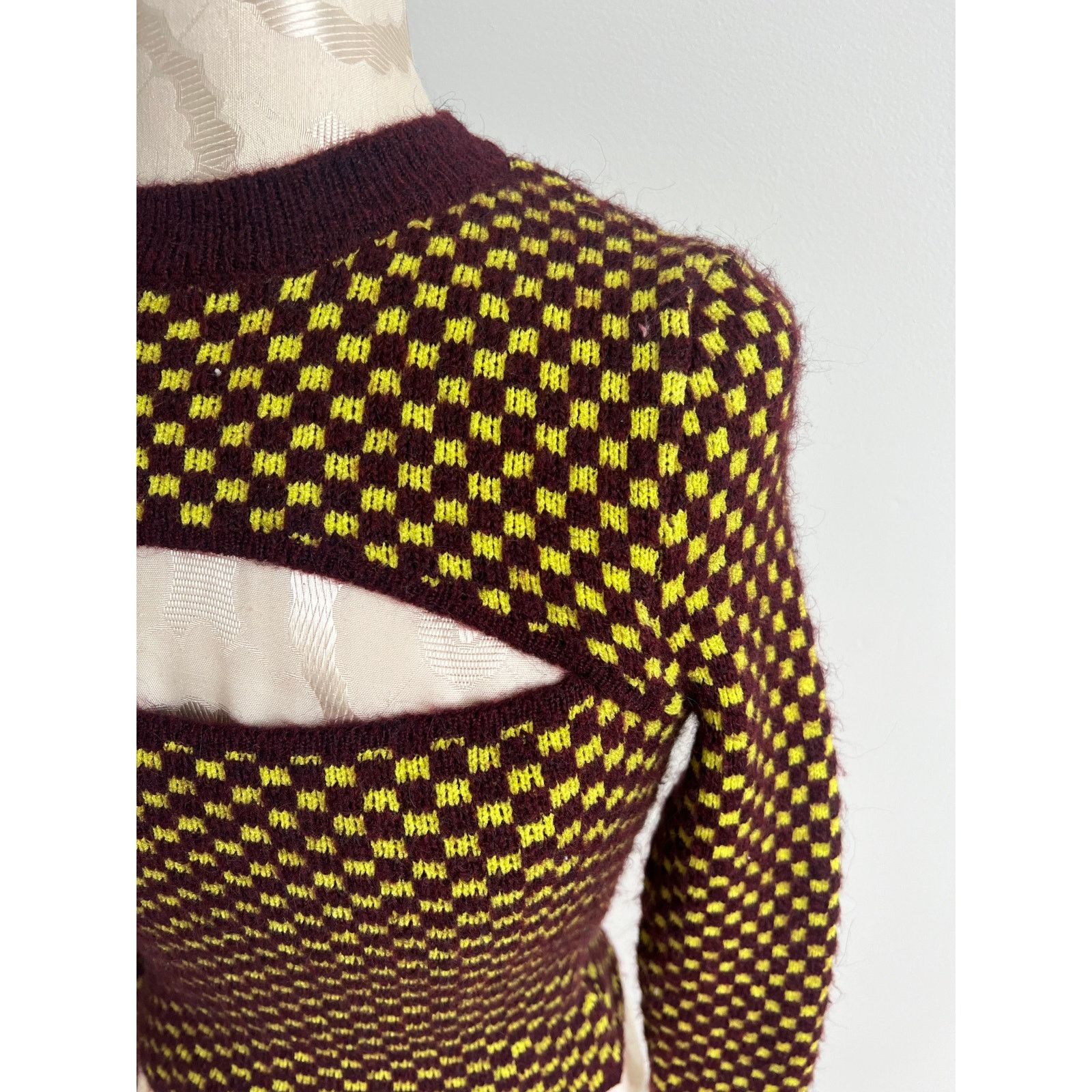 Zara Zara Cut Out Checkered Knit Long Sleeve Sweater S Size S / US 4 / IT 40 - 2 Thumbnail