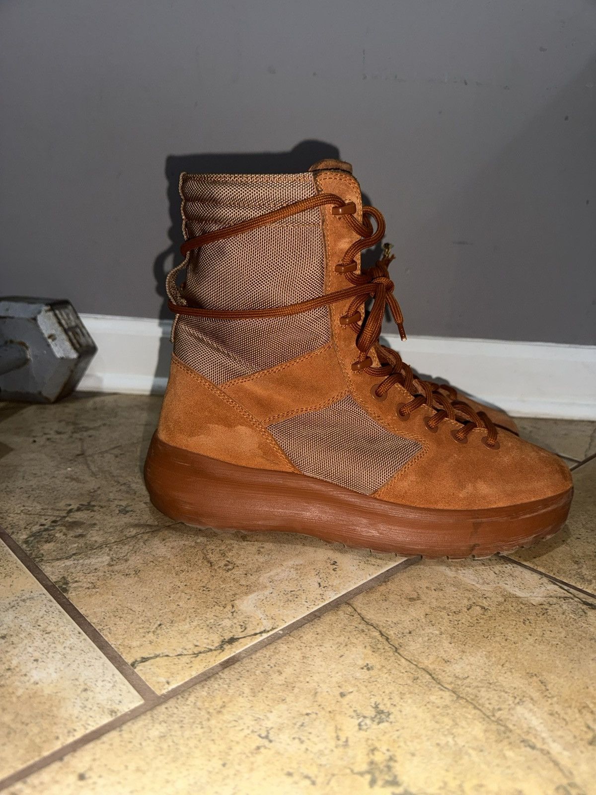 Yeezy Yeezy Season 3 Burnt Sienna Size US 9 / EU 42 - 2 Thumbnail