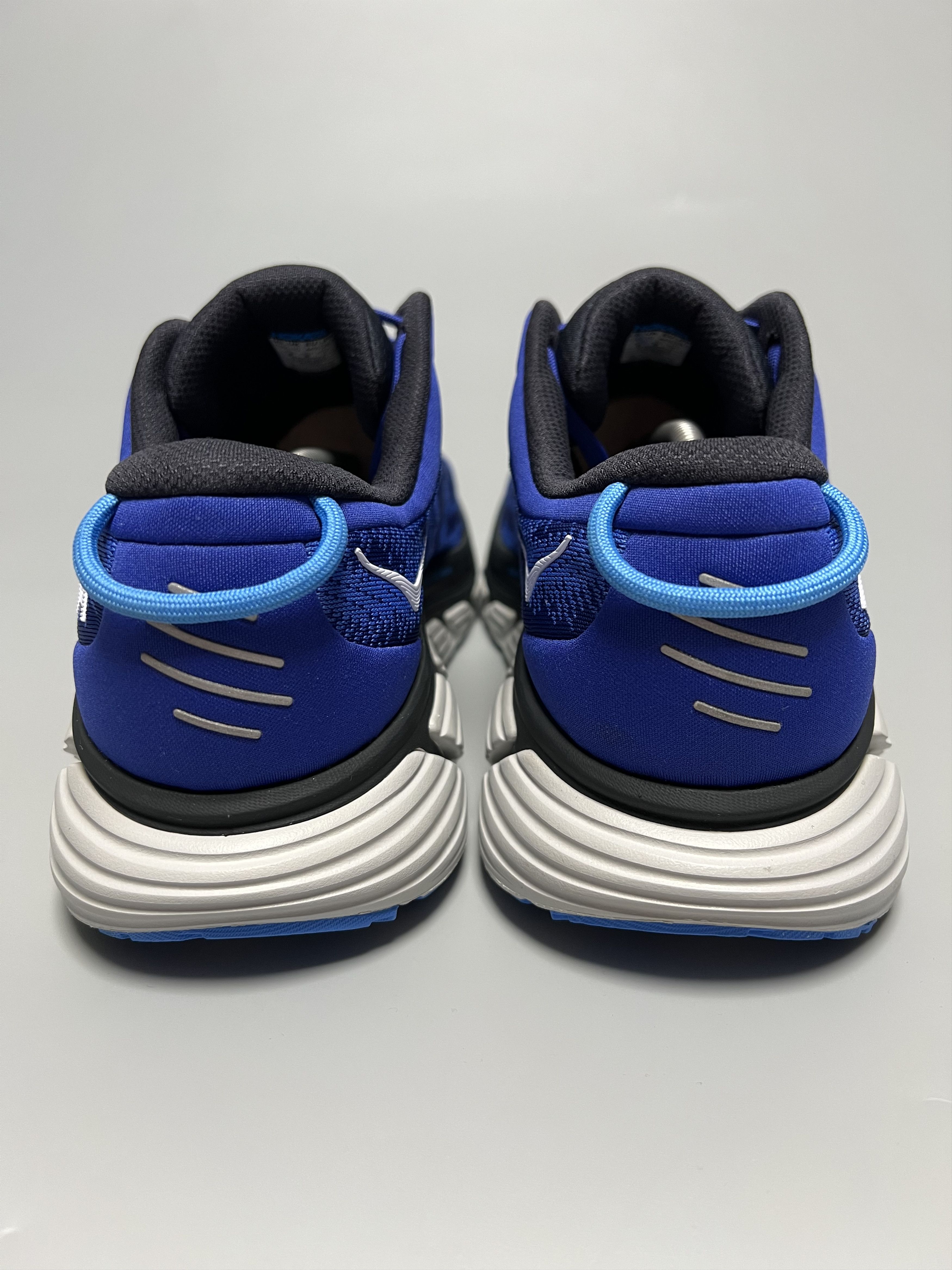 Hoka 10.5D Hoka One One Gaviota 4 Men's Running Shoes Walking Gym Size US 10.5 / EU 43-44 - 3 Thumbnail