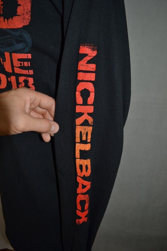 Band Tees NICKELBACK FEED THE MACHINE TOUR 2018 Longsleeve Size US M / EU 48-50 / 2 - 4 Thumbnail