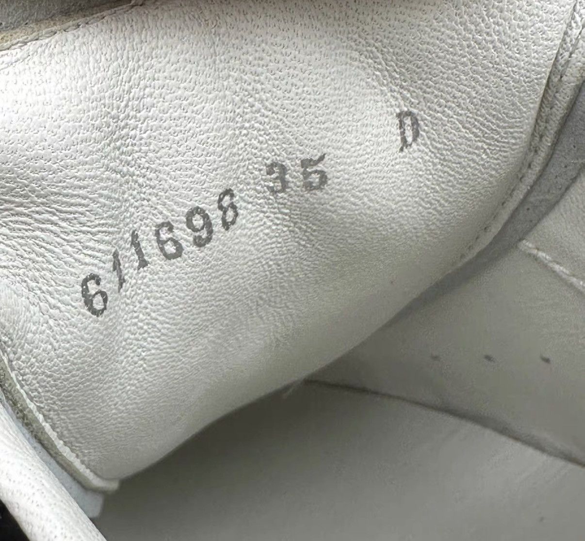 Alexander McQueen Alexander McQueen Black Sole Air Cushion White Sneakers J42 Size US 4 / IT 34 - 7 Thumbnail