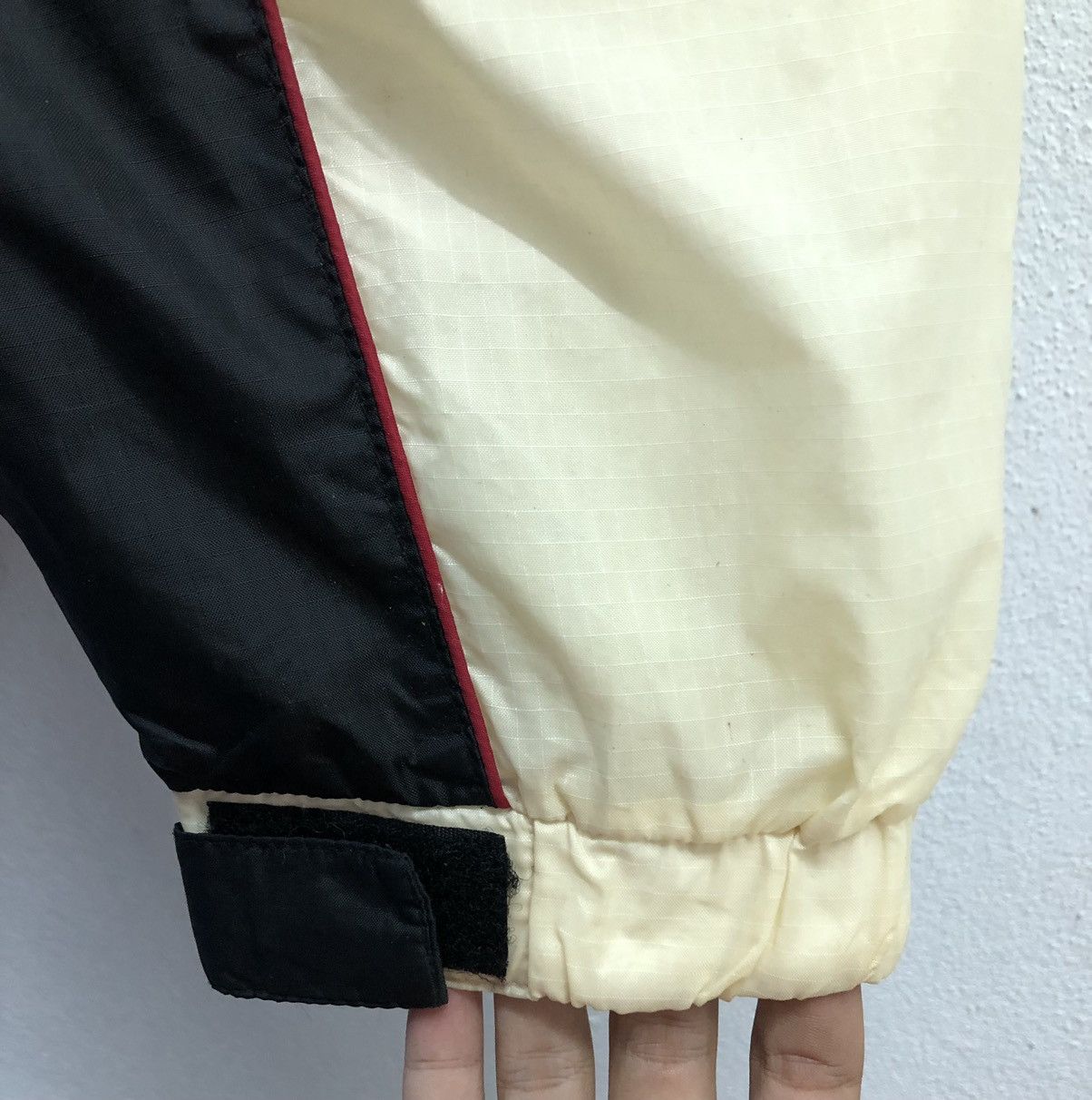 Le Coq Sportif Vintage Le Cow Sportif Windbreaker Jacket Size US L / EU 52-54 / 3 - 13 Thumbnail