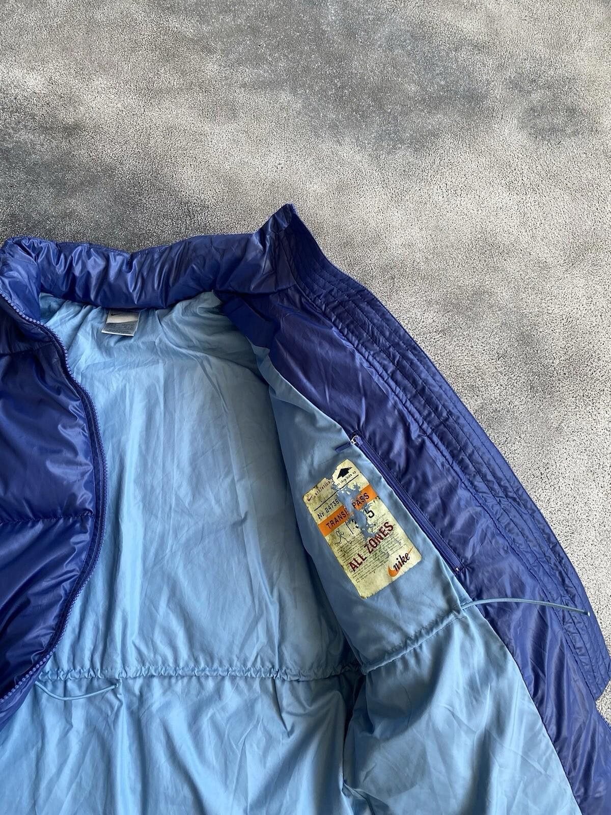Nike 2000’s Nike “Sky Blue” Down Puffer Jacket Vintage Size M / US 6-8 / IT 42-44 - 9 Thumbnail