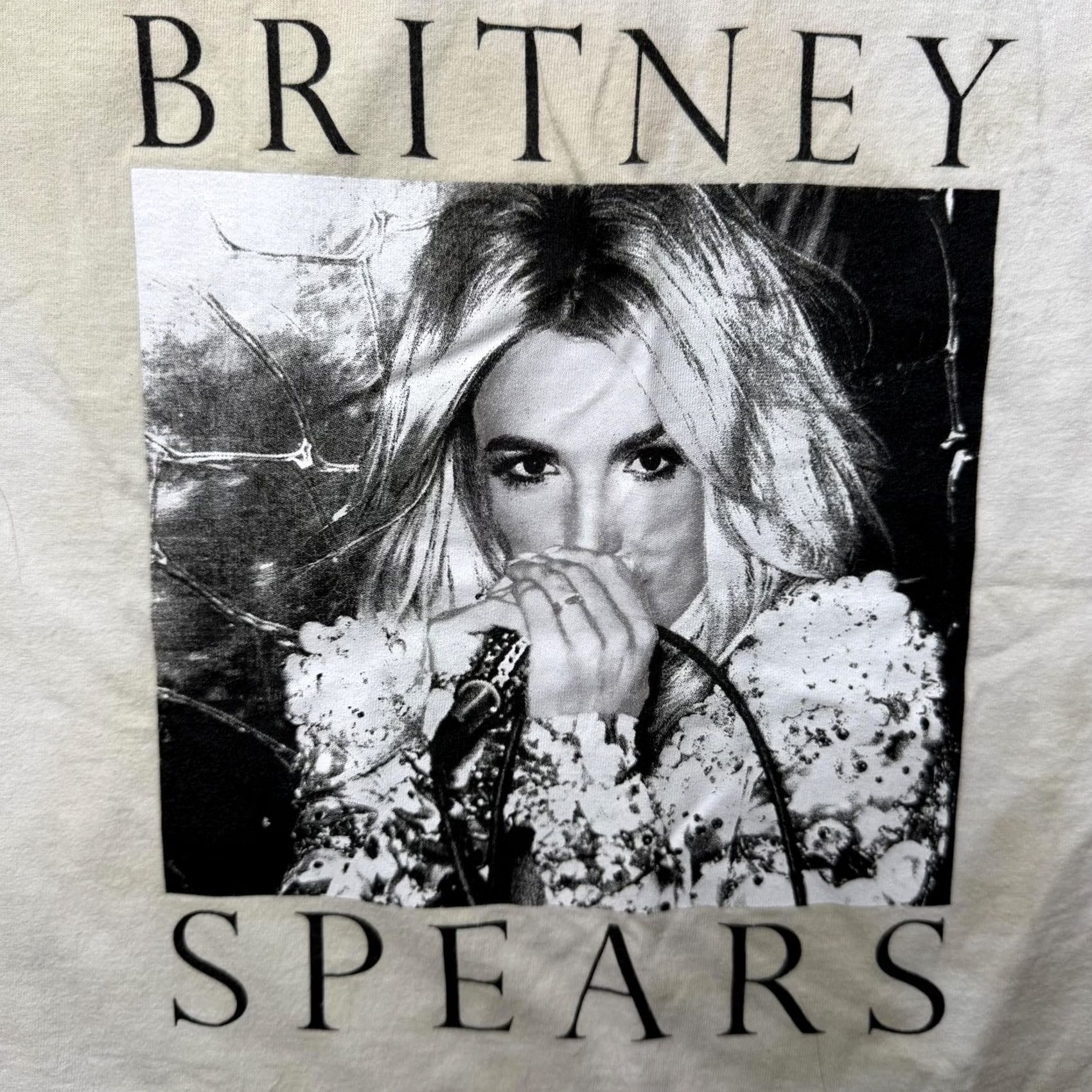Vintage Britney Spears Shirt Womens XL White Portrait Photo Graphic Tee T-Shirt Music Size XL / US 12-14 / IT 48-50 - 2 Thumbnail
