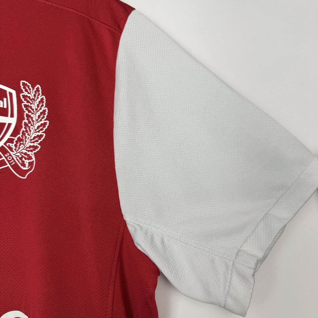 Nike ARSENAL LONDON 2011 2012 HOME FOOTBALL SHIRT SOCCER NIKE Size US L / EU 52-54 / 3 - 19 Thumbnail