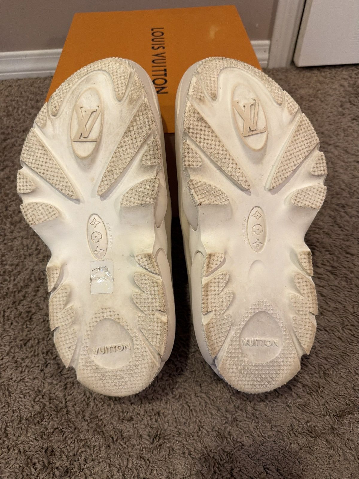 Louis Vuitton Louis Vuitton Shark Clog Size US 10 / EU 43 - 10 Thumbnail