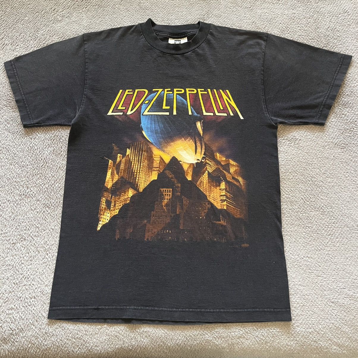 Vintage 90s Led Zeppelin Band Graphic T shirt