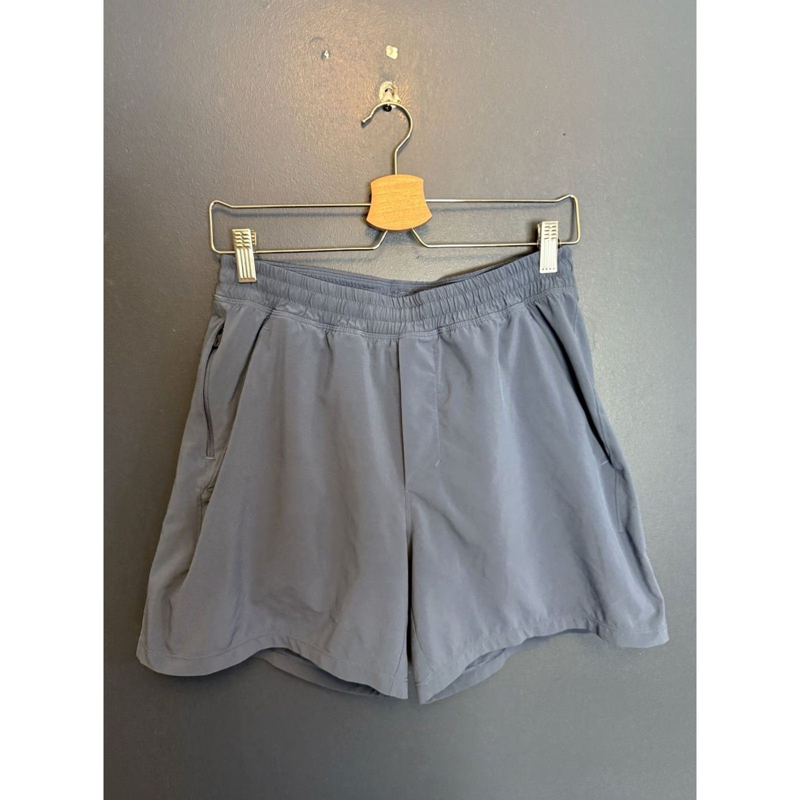 Lululemon Lululemon Athletic Shirt Men’s Medium Blue Short Size US 31 - 3 Thumbnail