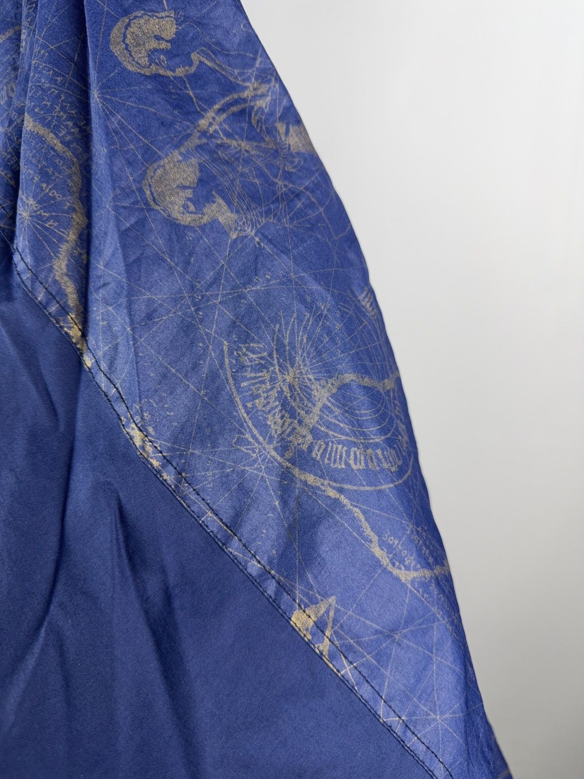 Bogner Vintage Bogner Map Print Windbreaker Jacket Navy Blue L Size US L / EU 52-54 / 3 - 7 Thumbnail