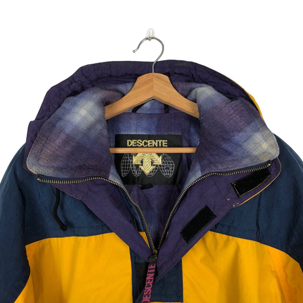 Descente VINTAGE SKI JACKET BOMBER DESIGN DESCENTE JAPAN RARE COLOUR Size US M / EU 48-50 / 2 - 9 Thumbnail