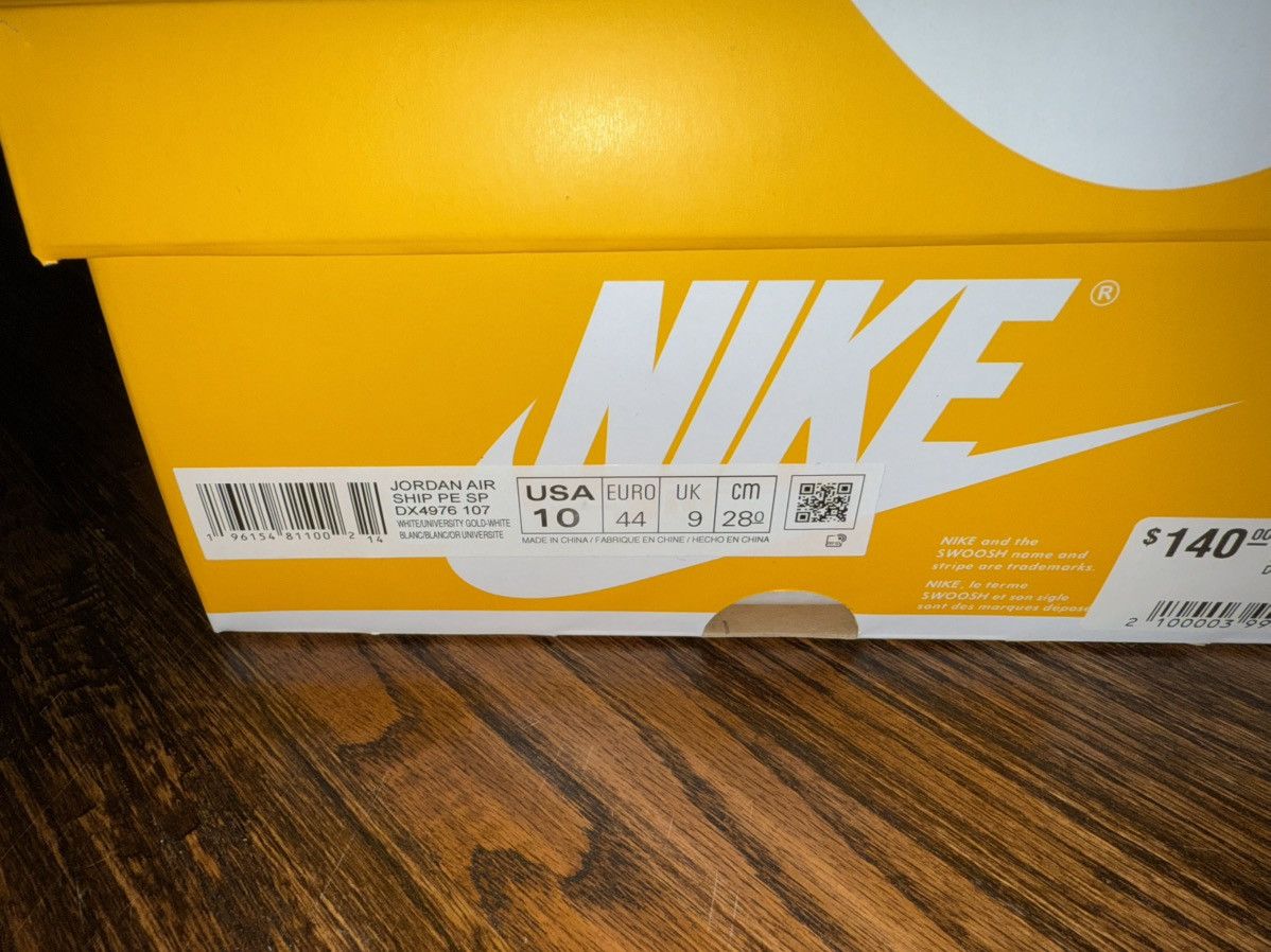 Jordan Brand Nike Air Jordan Air Ship PE SP Men's Sz 10 University Gold Size US 10 / EU 43 - 8 Thumbnail