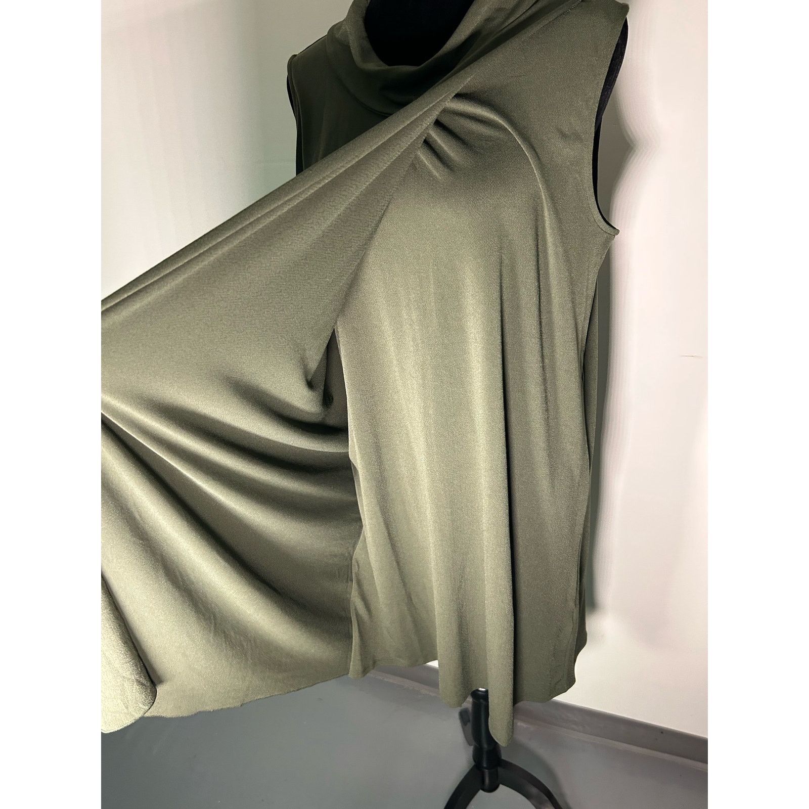 Banana Republic Banana Republic Womens Size L Olive Green Shift Dress Size L / US 10 / IT 46 - 7 Thumbnail