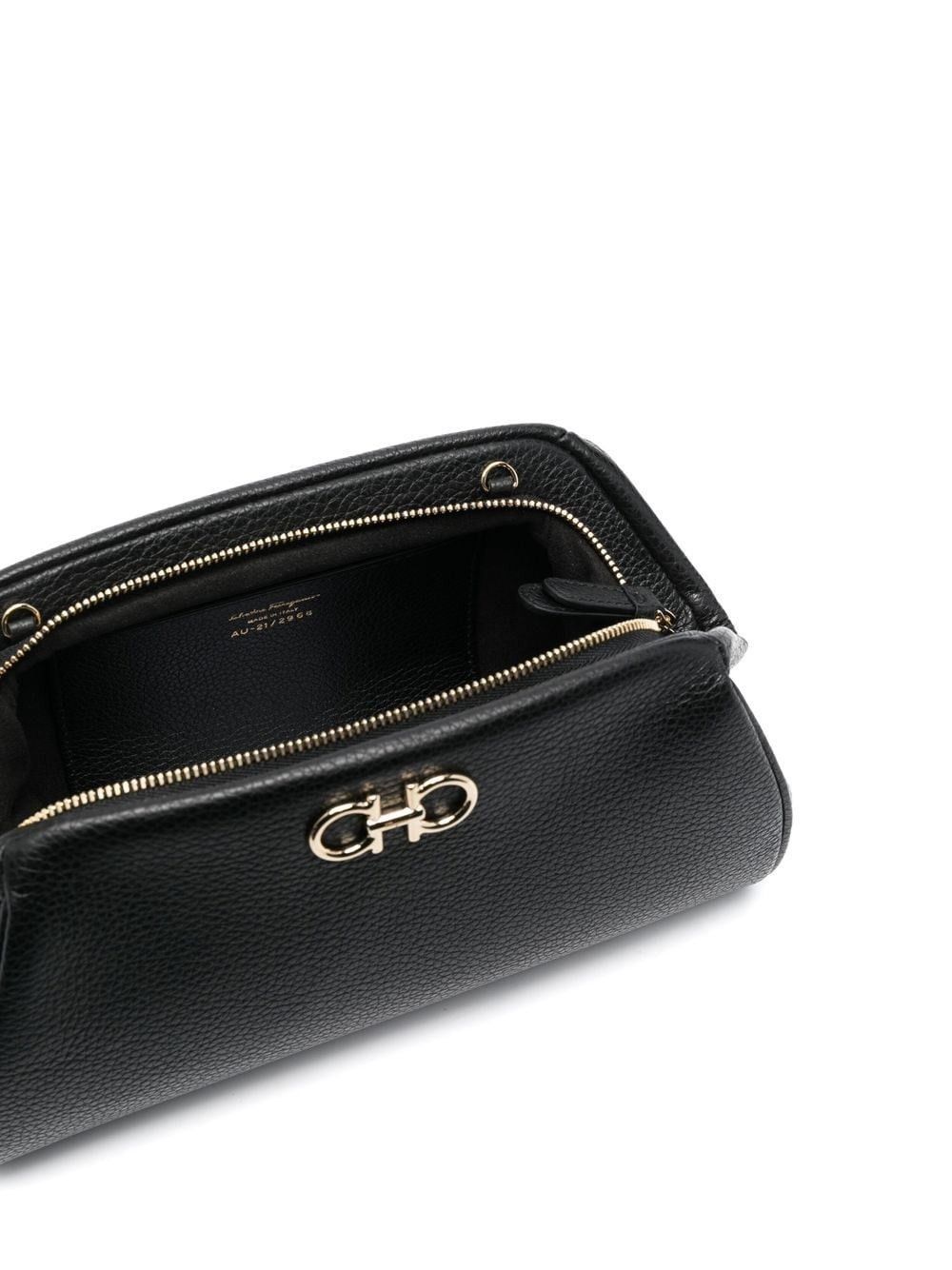 Salvatore Ferragamo o1s22i1n1025 Size: OS / Shoulder Bag in Black Size ONE SIZE - 3 Thumbnail