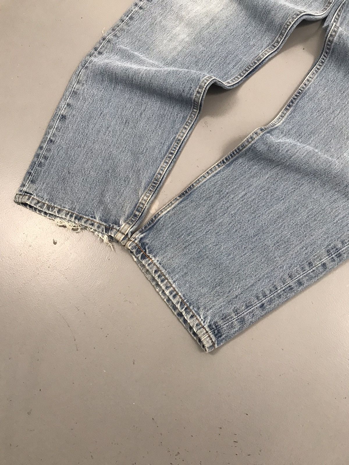 Levi's × Vintage Vintage Levi’s 90s 550 straight fit denim Size US 38 / EU 54 - 3 Thumbnail