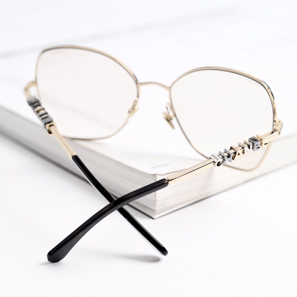 Chanel CHANEL 0CH4283 C485M4 SUNGLASSES Size ONE SIZE - 10 Thumbnail