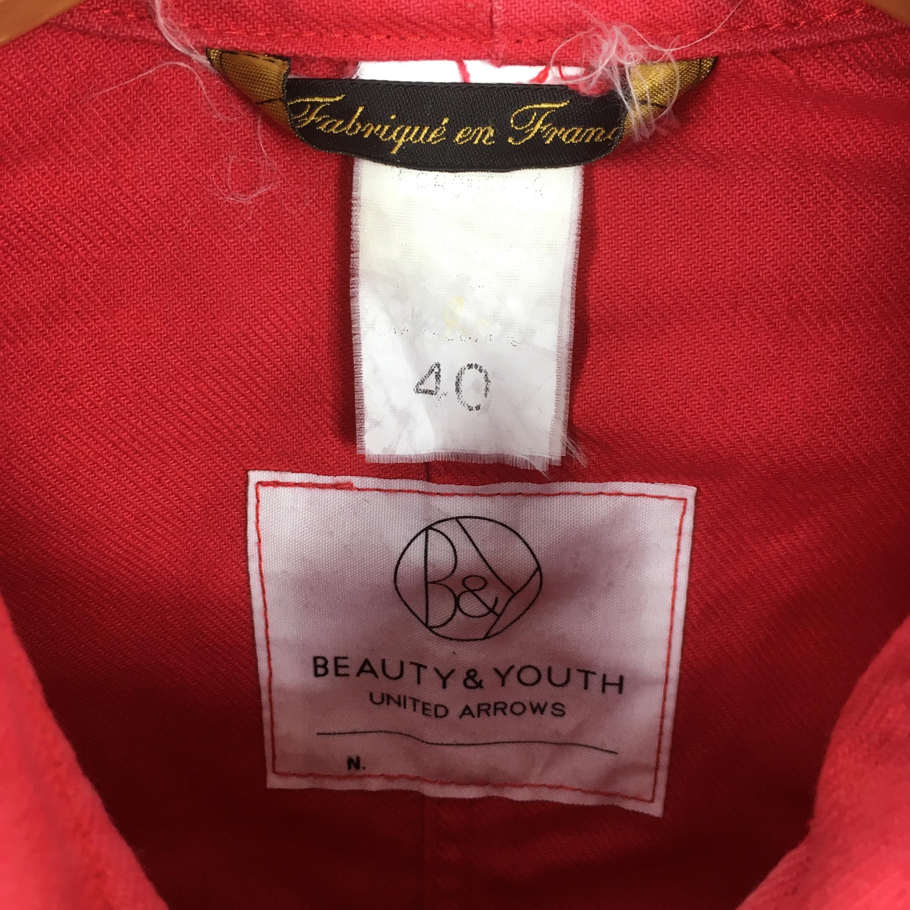 United Arrows 90s United Arrows Chore Frenchwork Button Red Jacket M Size US M / EU 48-50 / 2 - 5 Thumbnail