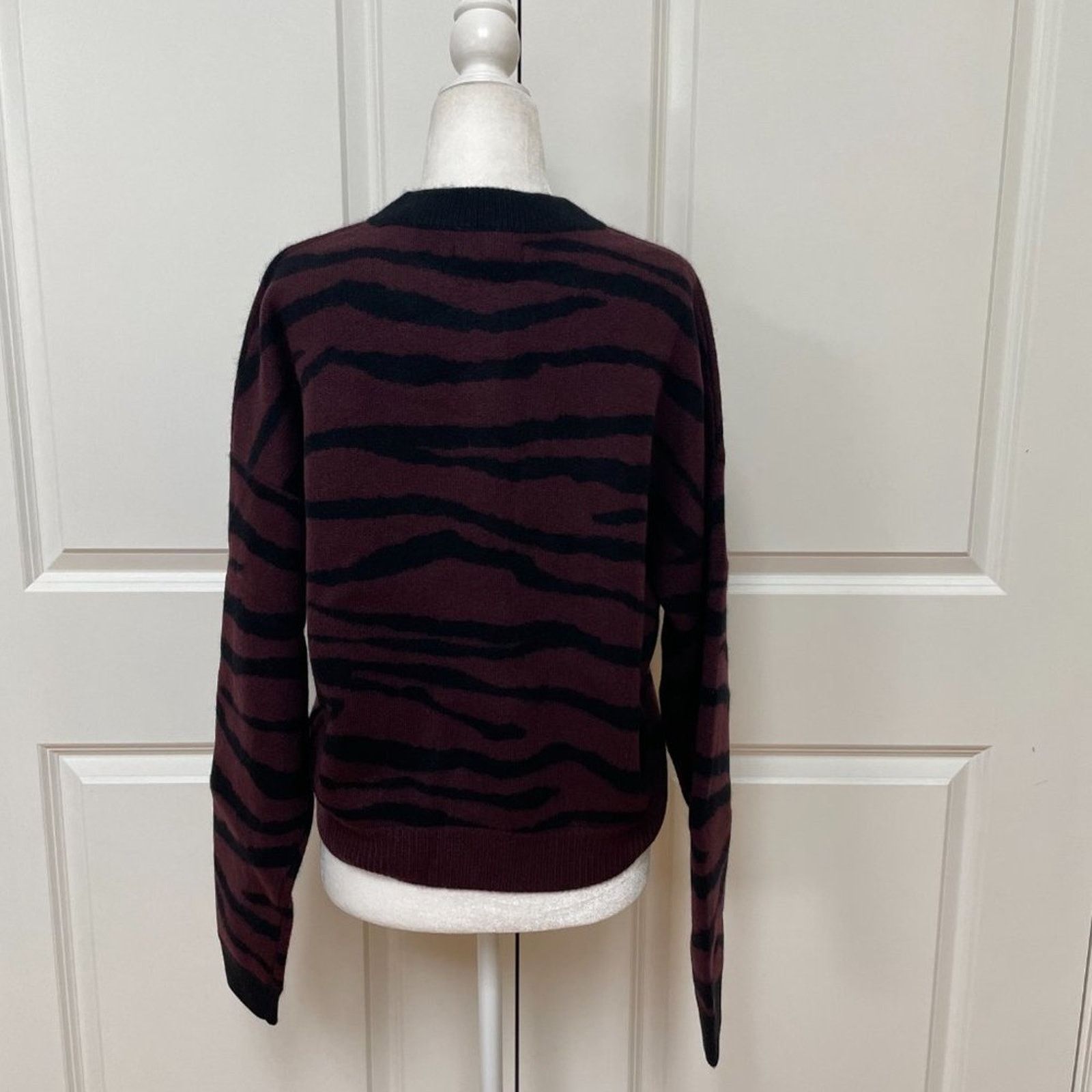 NAADAM Tiger Stripes Cashmere Sweater from Naadam Size M / US 6-8 / IT 42-44 - 6 Thumbnail