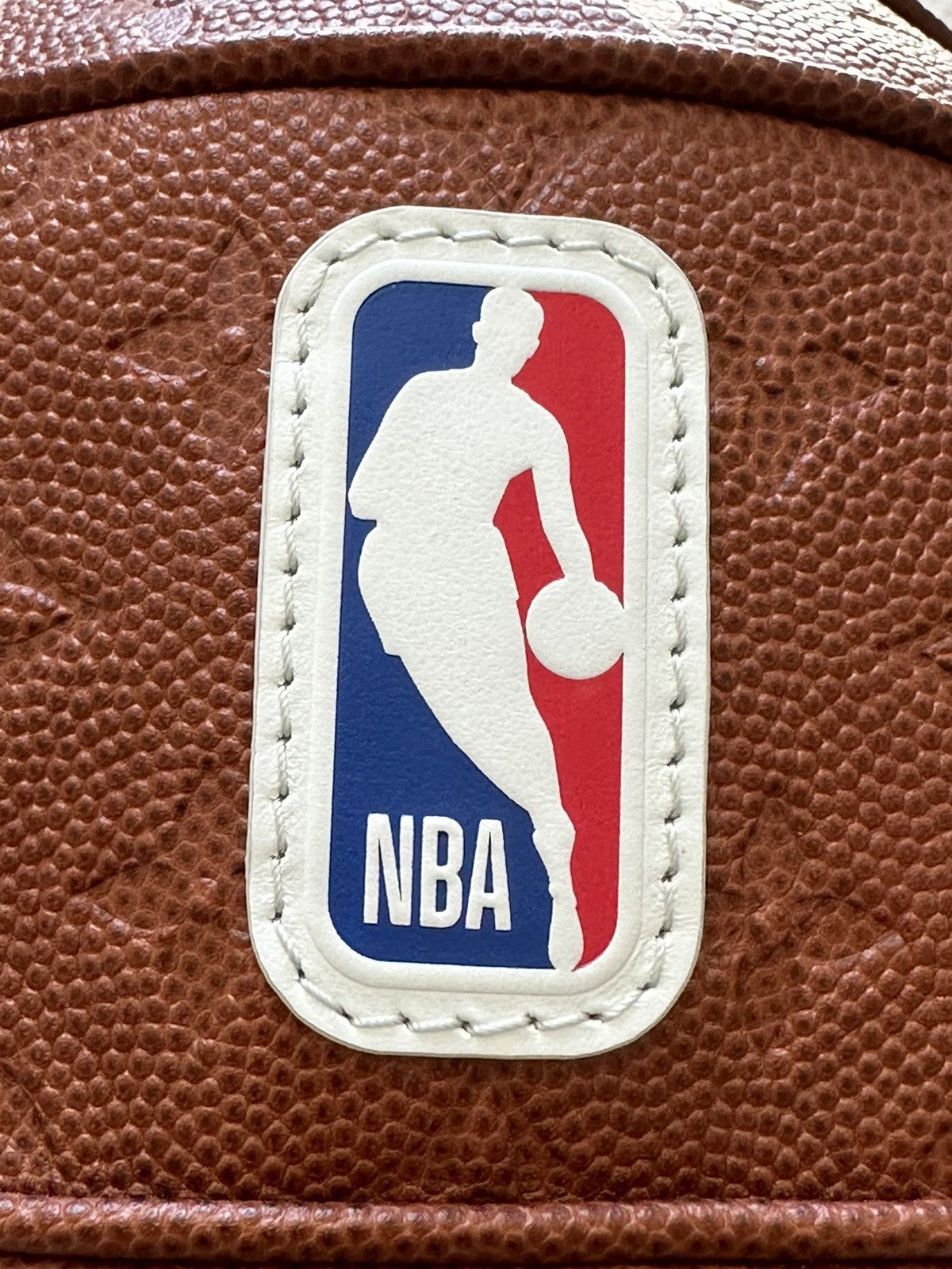 Louis Vuitton × NBA 🚨LV x NBA Basketball in Bag - 2 bags in 1 Size ONE SIZE - 6 Thumbnail