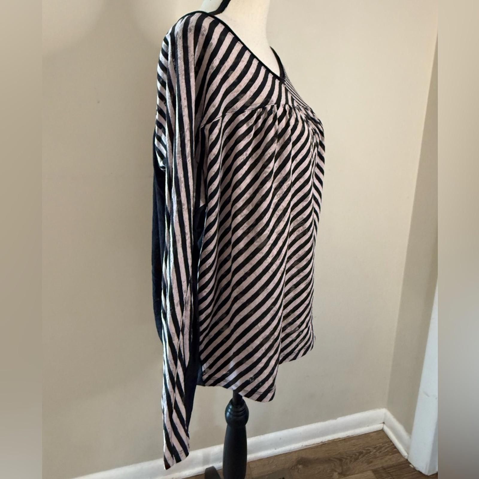 Other Anthropologie striped top mixed media lagenlook SZ SM Size S / US 4 / IT 40 - 2 Thumbnail