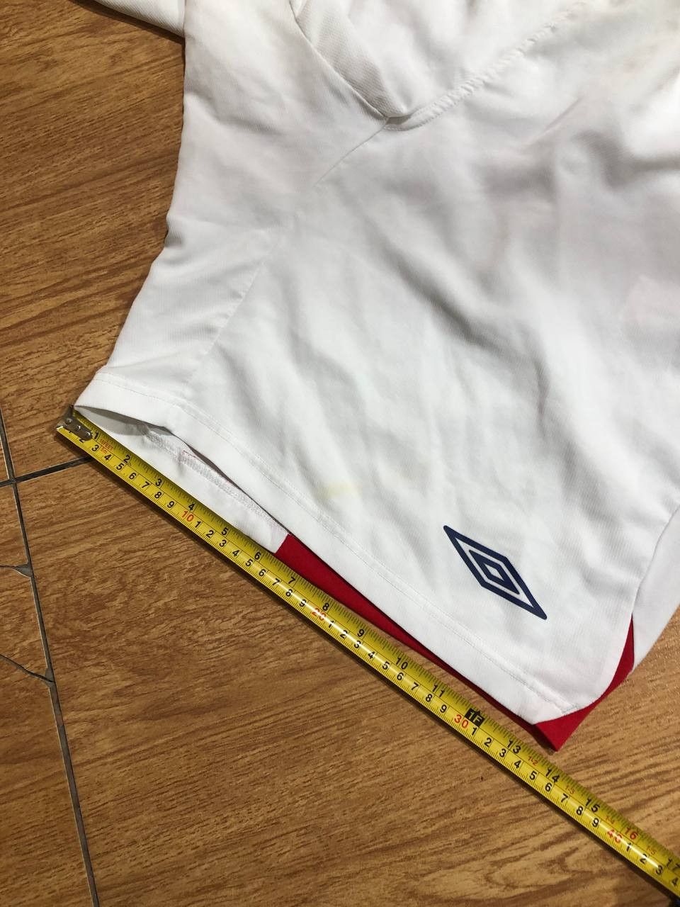 Umbro ENGLAND AWAY FOOTBALL SOCCER SHORTS UMBRO Size US 38 / EU 54 - 7 Thumbnail