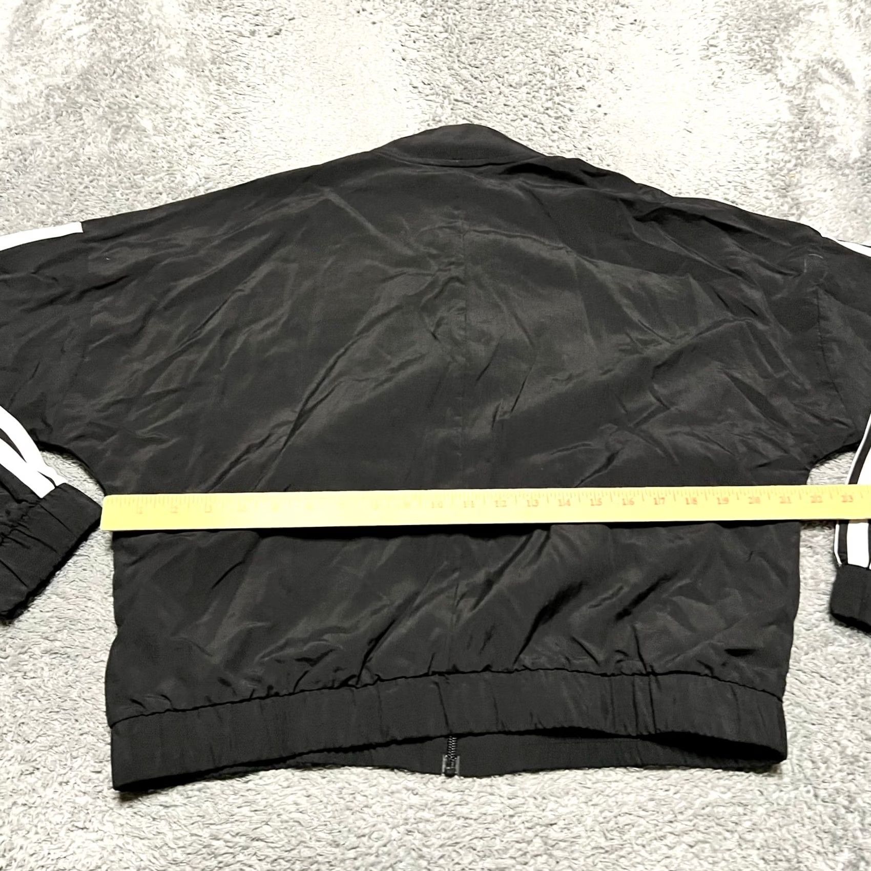 Adidas adidas Jacket Womens Medium Essentials 3-Stripes Lifestyle Woven Bomber Jacket Black M Womens Jacket Size M / US 6-8 / IT 42-44 - 4 Thumbnail