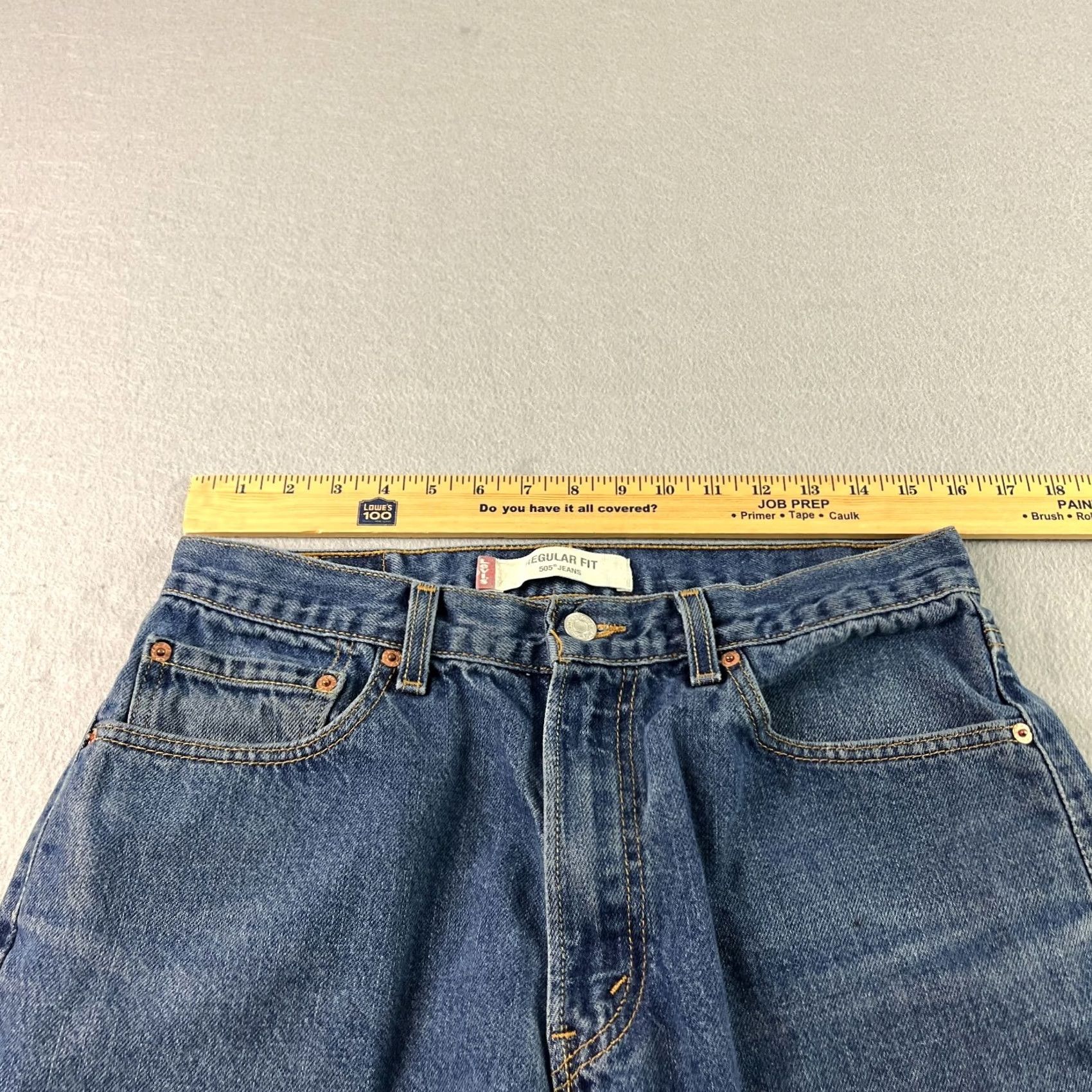 Levi's VINTAGE Levi's Jeans Mens 34x32 32x31 Blue 505 Straight Leg Medium Wash Y2K Denim Regular Size US 34 / EU 50 - 6 Thumbnail